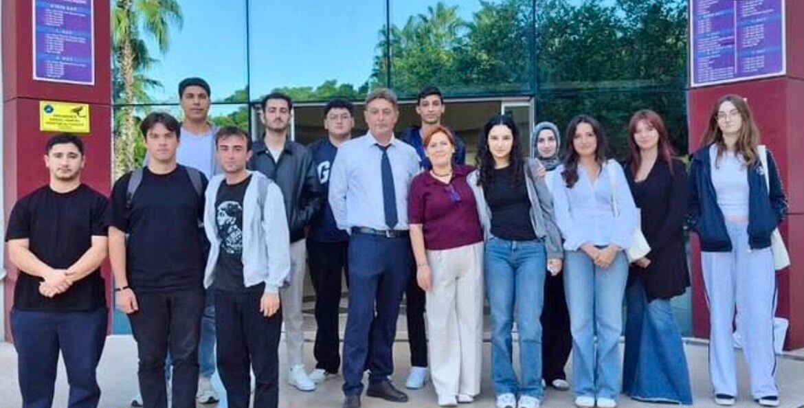 Akdeniz Üniversitesi’nde Dersin Konusu Bu Kez Profesyonel Hijyen Oldu (2)