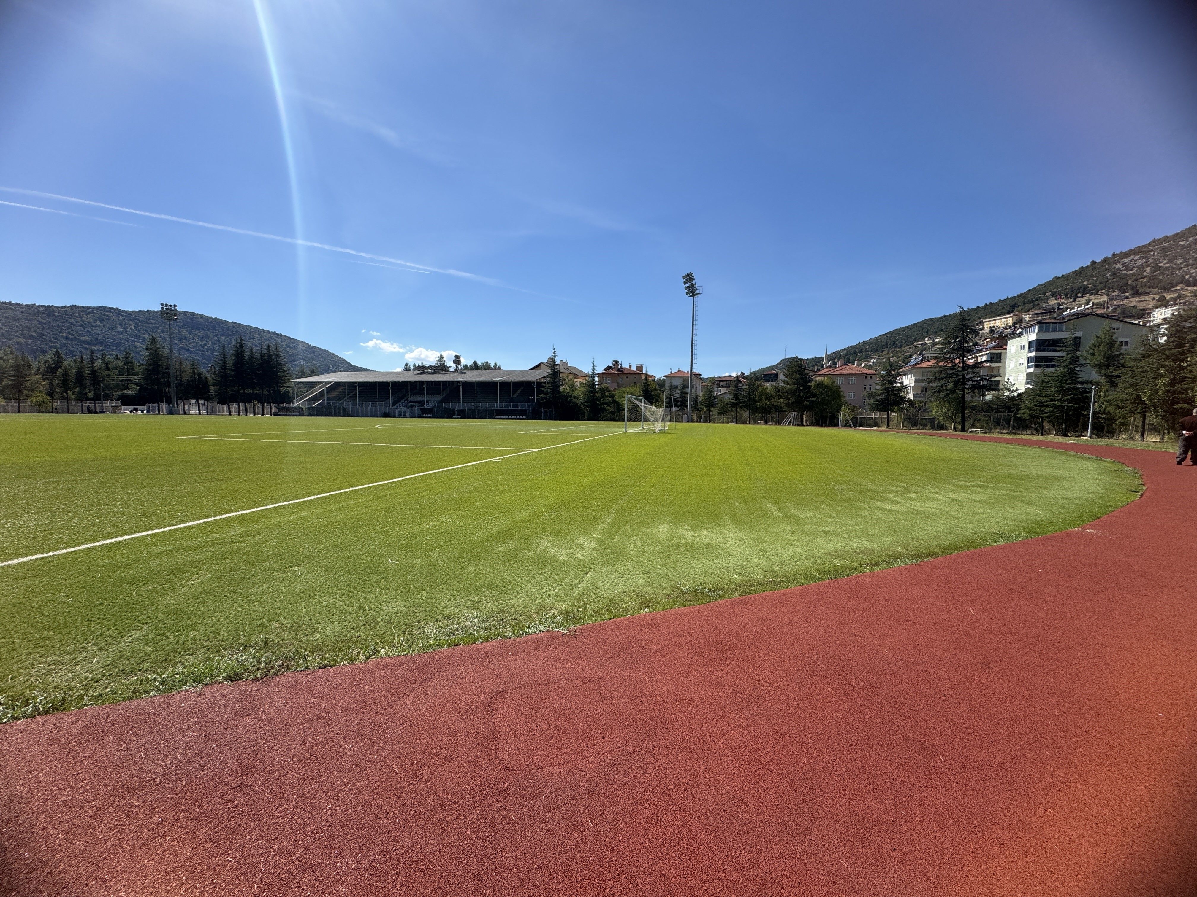 Akseki’de Bir Ilk Atatürk Stadı’na Pist Yapıldı (2)