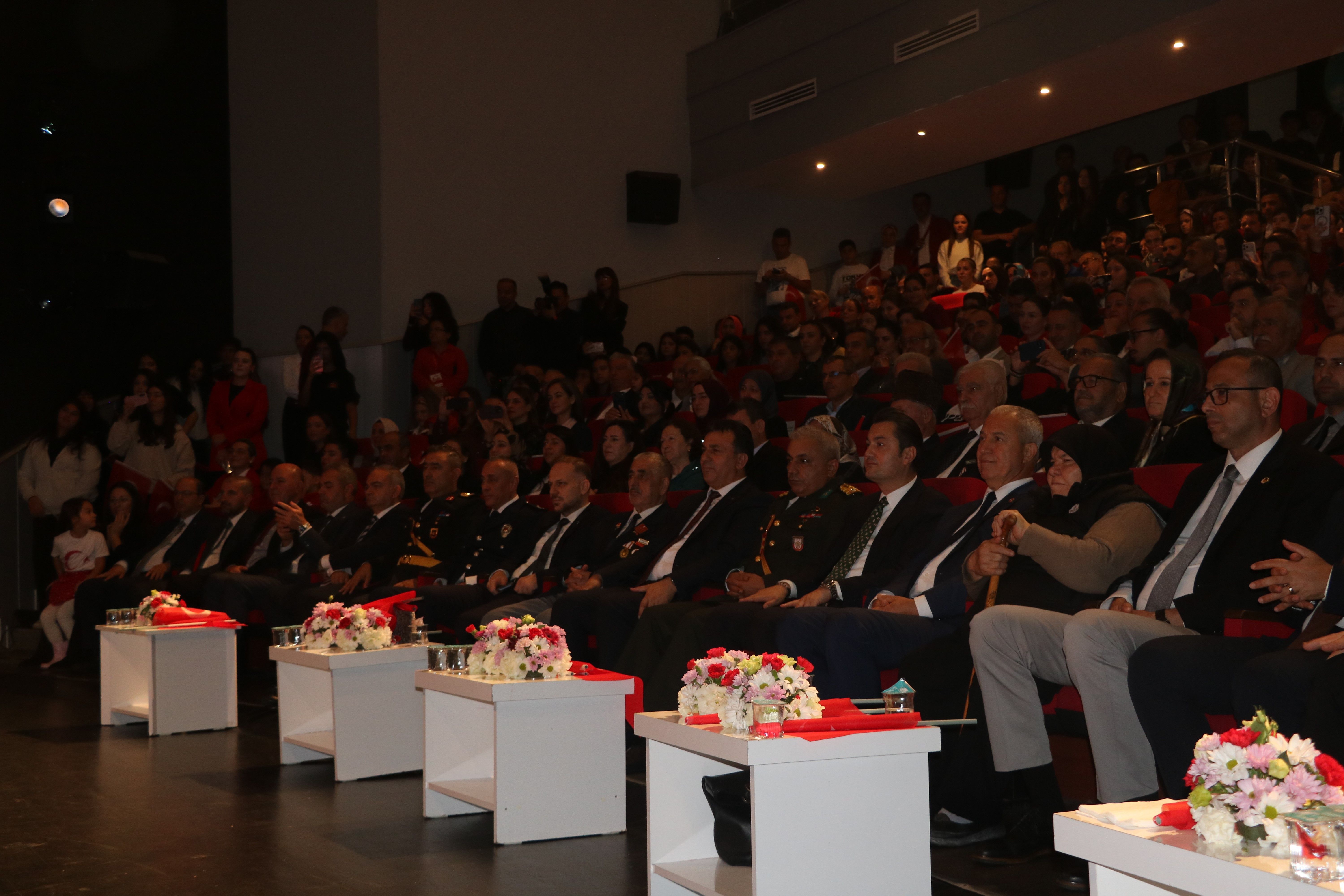 Alanya'da Cumhuriyet Bayramı Coşkuyla Kutlandı (3)