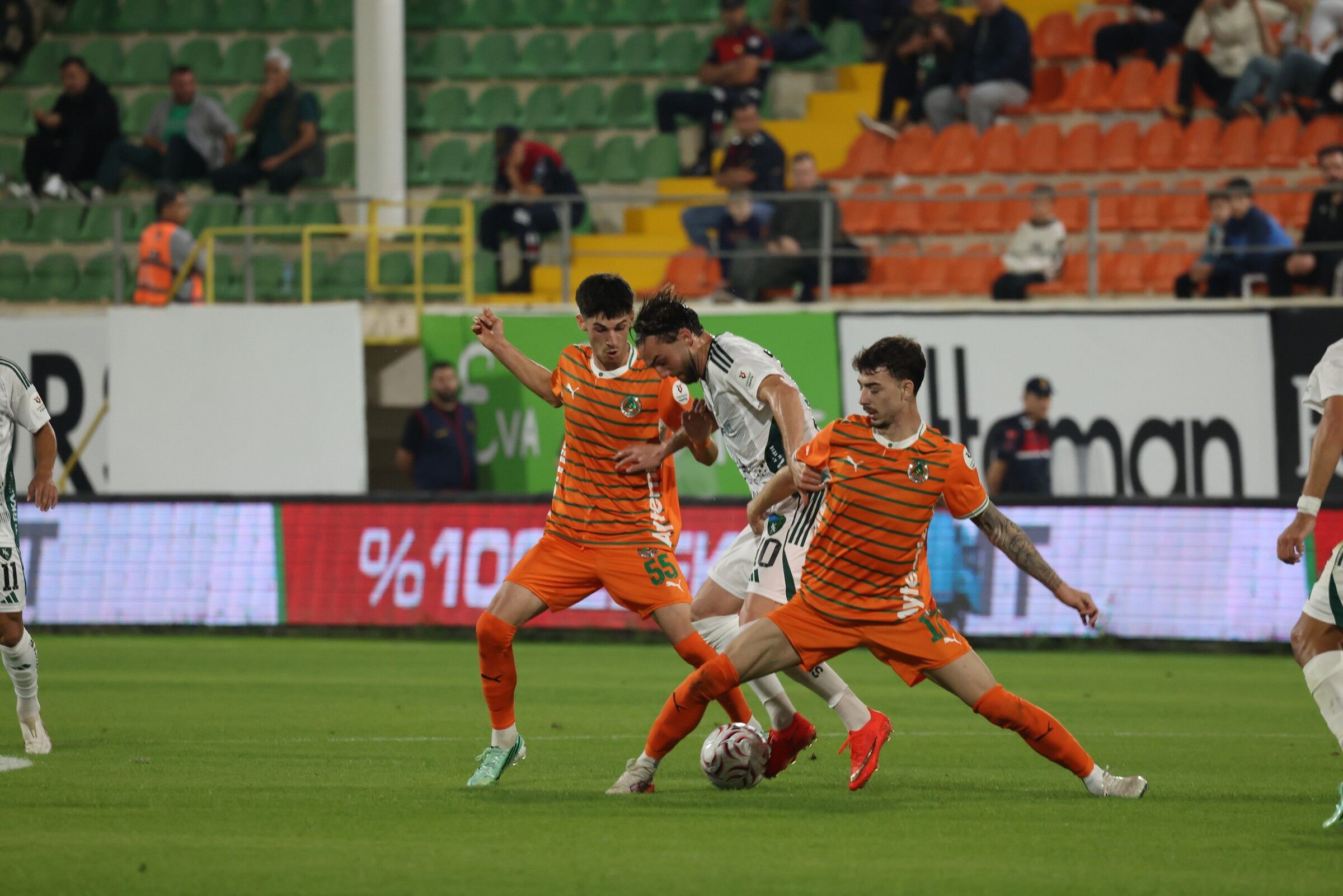 Alanyaspor Kocaelispor Maci (2)