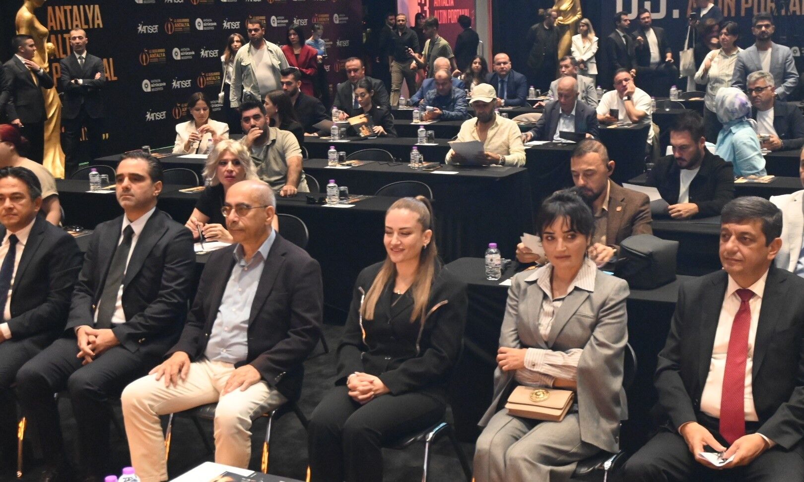 Altın Portakal’da Yeni Dönem! 10 Bin Kişilik Salon Kararı Açıklandı (7)