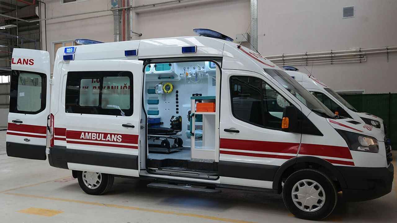 Ambulanslarin Onundeki Engeller Belli Oldu (1)