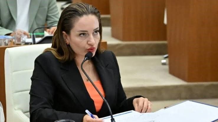 Antalya Büyükşehir Belediye Başkan Vekili Büşra Özdemir Nerede (1)-2