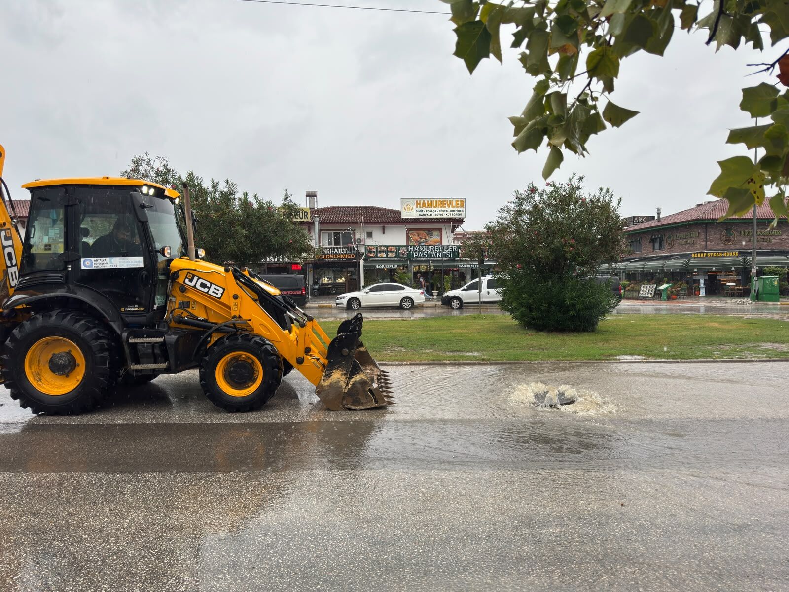 Antalya Büyükşehir Belediyesi Büyük Ekiple Teyakkuzda (5)