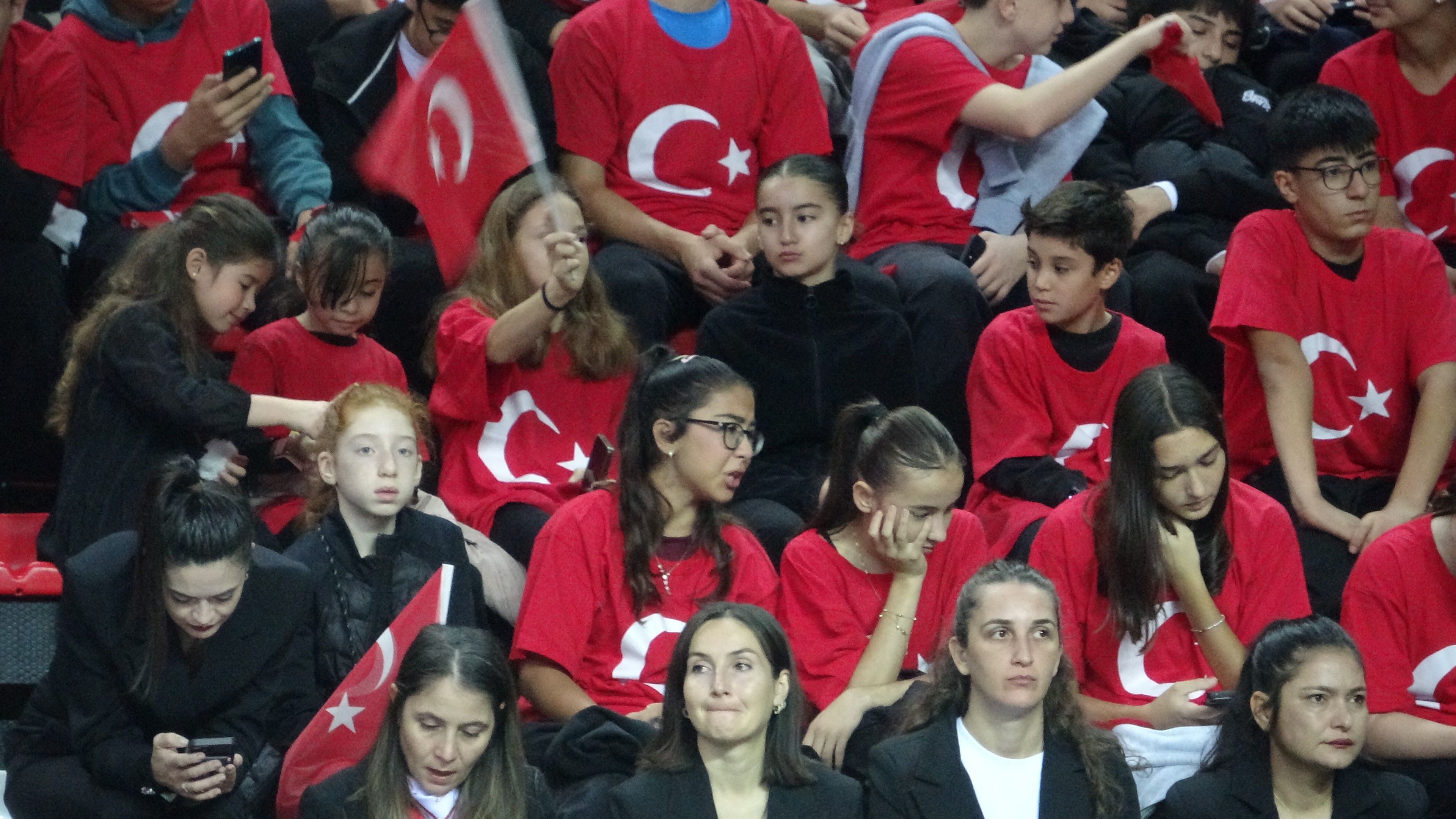 Antalya'da 29 Ekim 10 Bin Kişilik Spor Salonunda Kutlandı (5)
