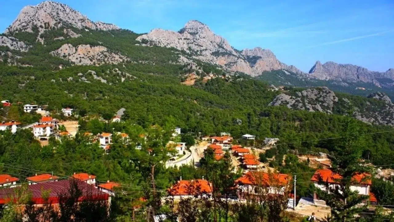 Antalyada Afet Bolgesi Ilan Edilen 3 Mahalle Icin Kritik Cagri (1)-1