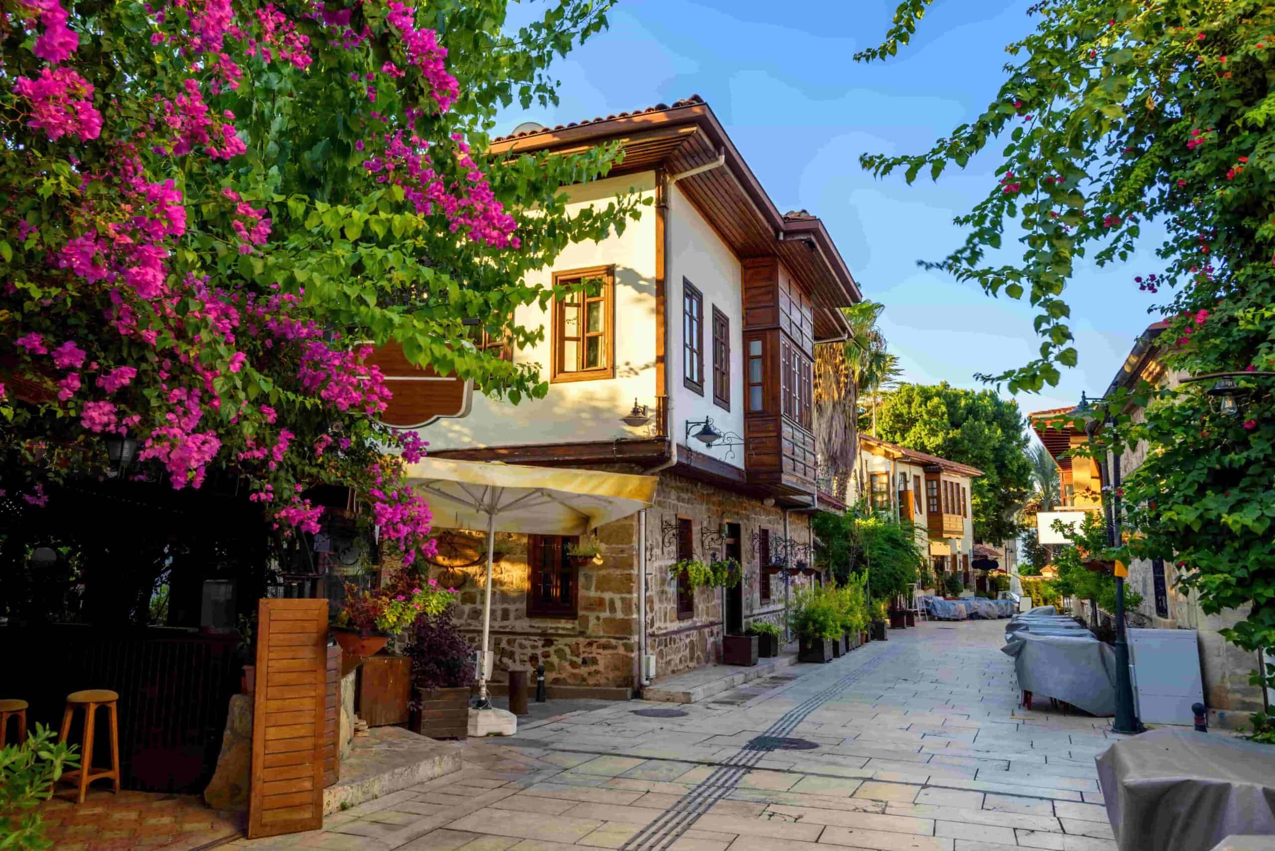 Antalyada Bir Gunde Nereler Gezilir (1)-2
