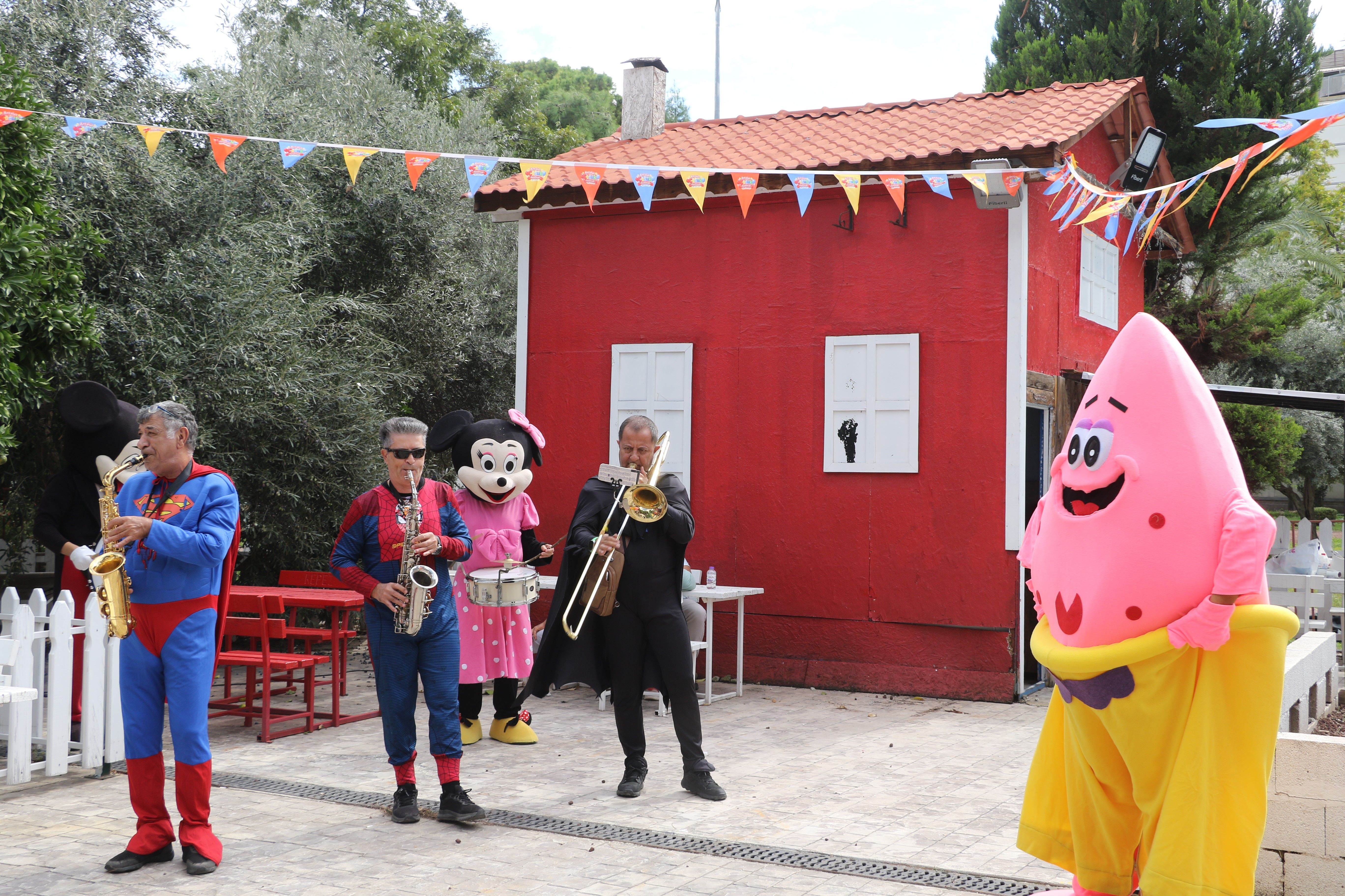 Antalya’da Çocuklar Hem Öğrendi Hem Eğlendi (3)