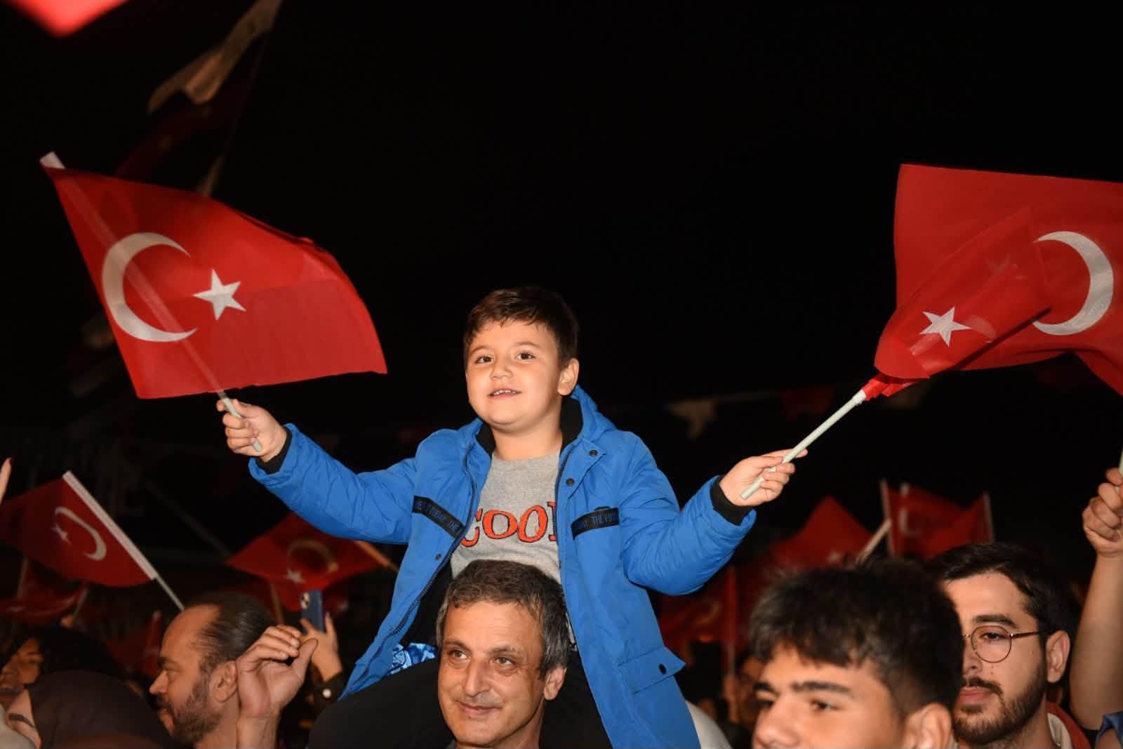 Antalya’da Cumhuriyet Coşkusu Manga Konseri Ile Zirveye Çıktı (8)