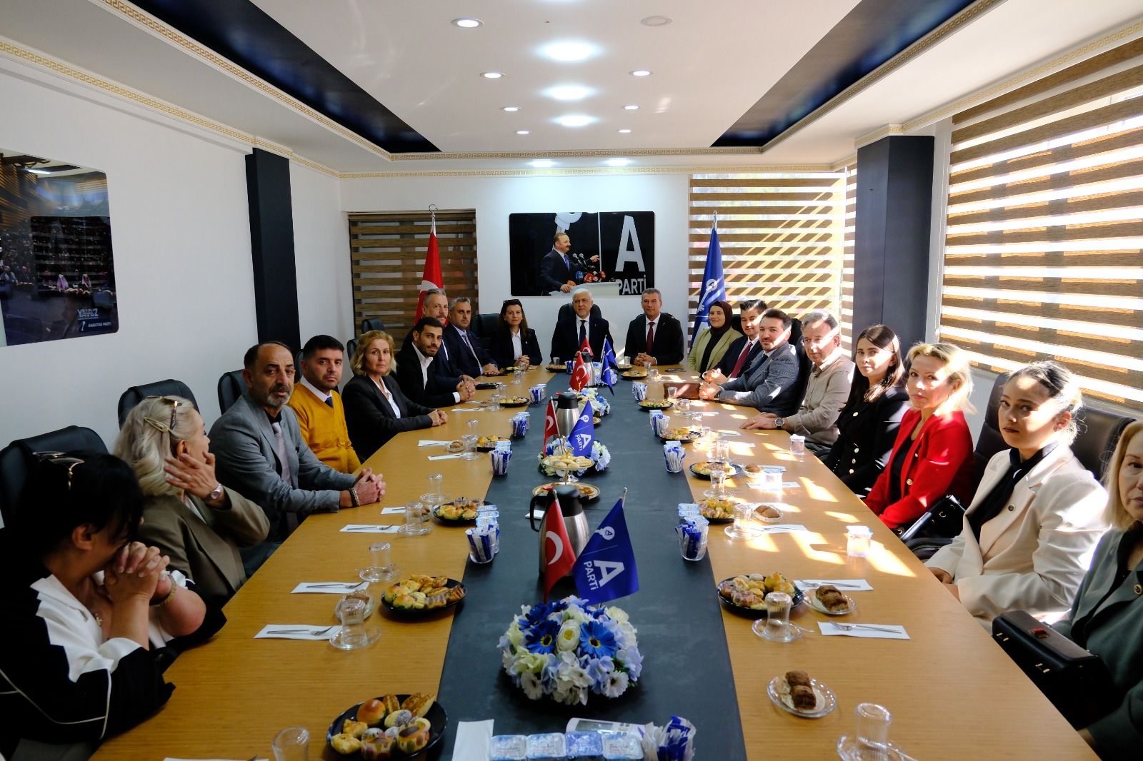 Antalya’da Deva Ve Anahtar Parti Aynı Masada Buluştu (2)