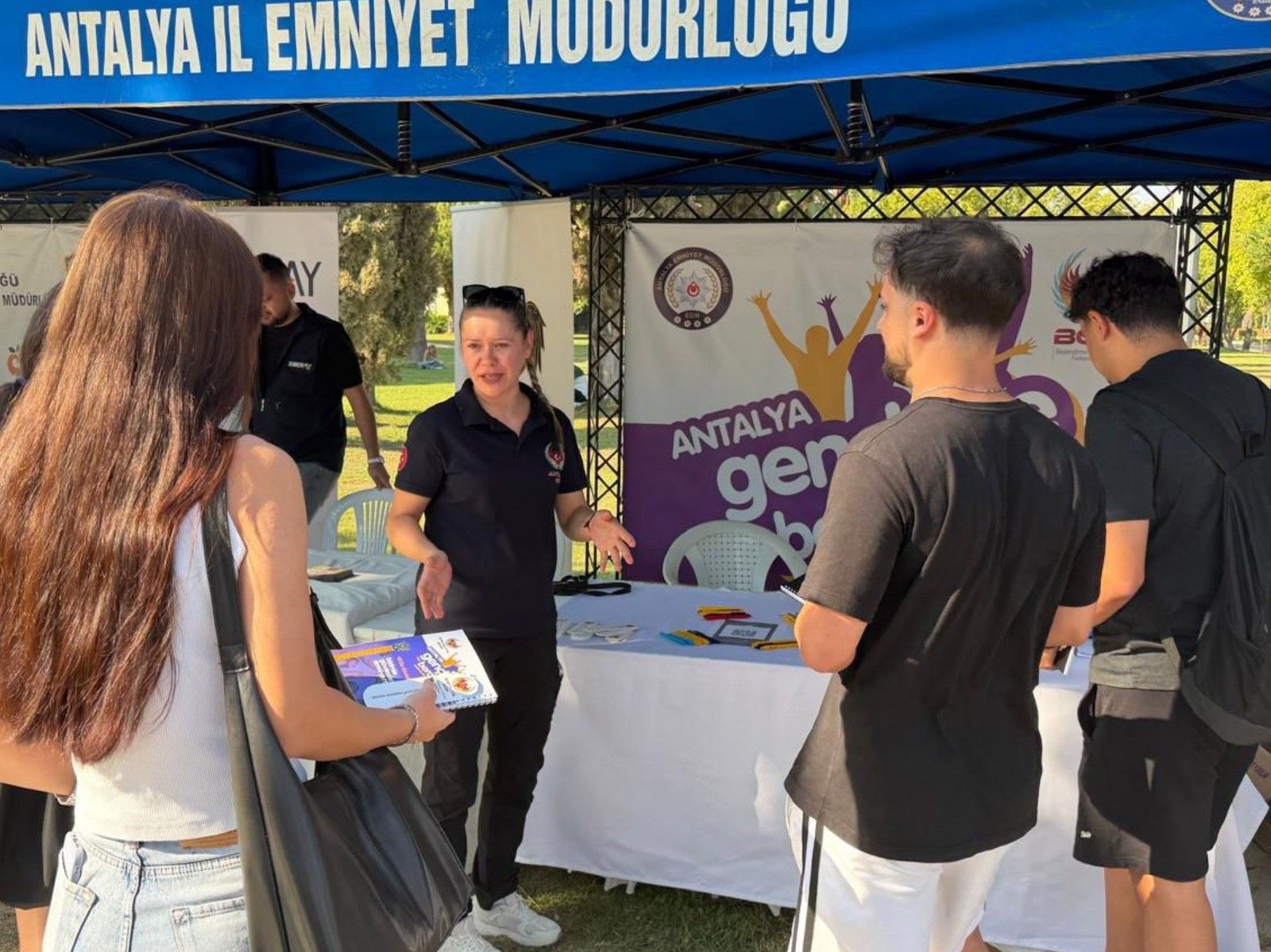 Antalya'da Gençlerle Beraberiz Projesiyle 14 Bin 638 Öğrenciye Ulaşıldı (1)