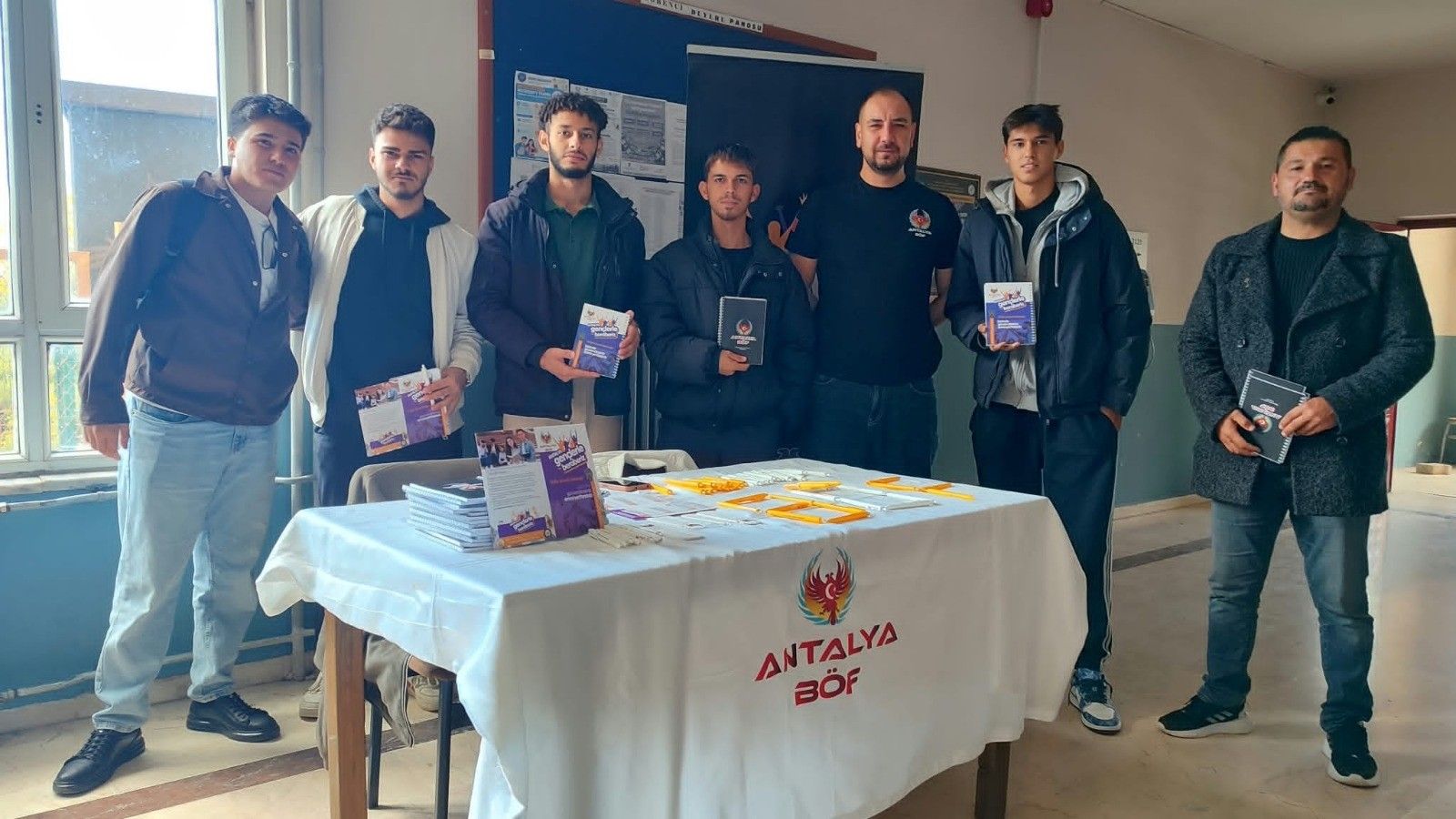 Antalya'da Gençlerle Beraberiz Projesiyle 14 Bin 638 Öğrenciye Ulaşıldı (2)