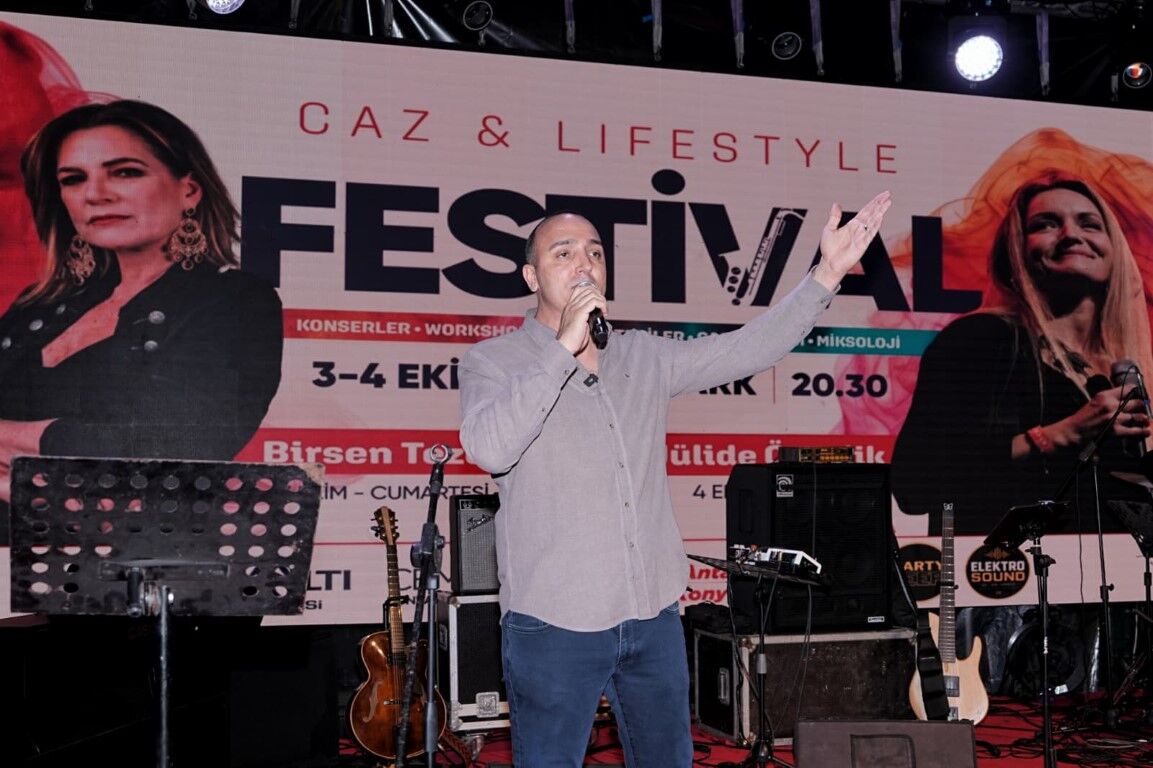 Antalya’da Yapılan Caz Festivali Kulakların Pasını Sildi (1)