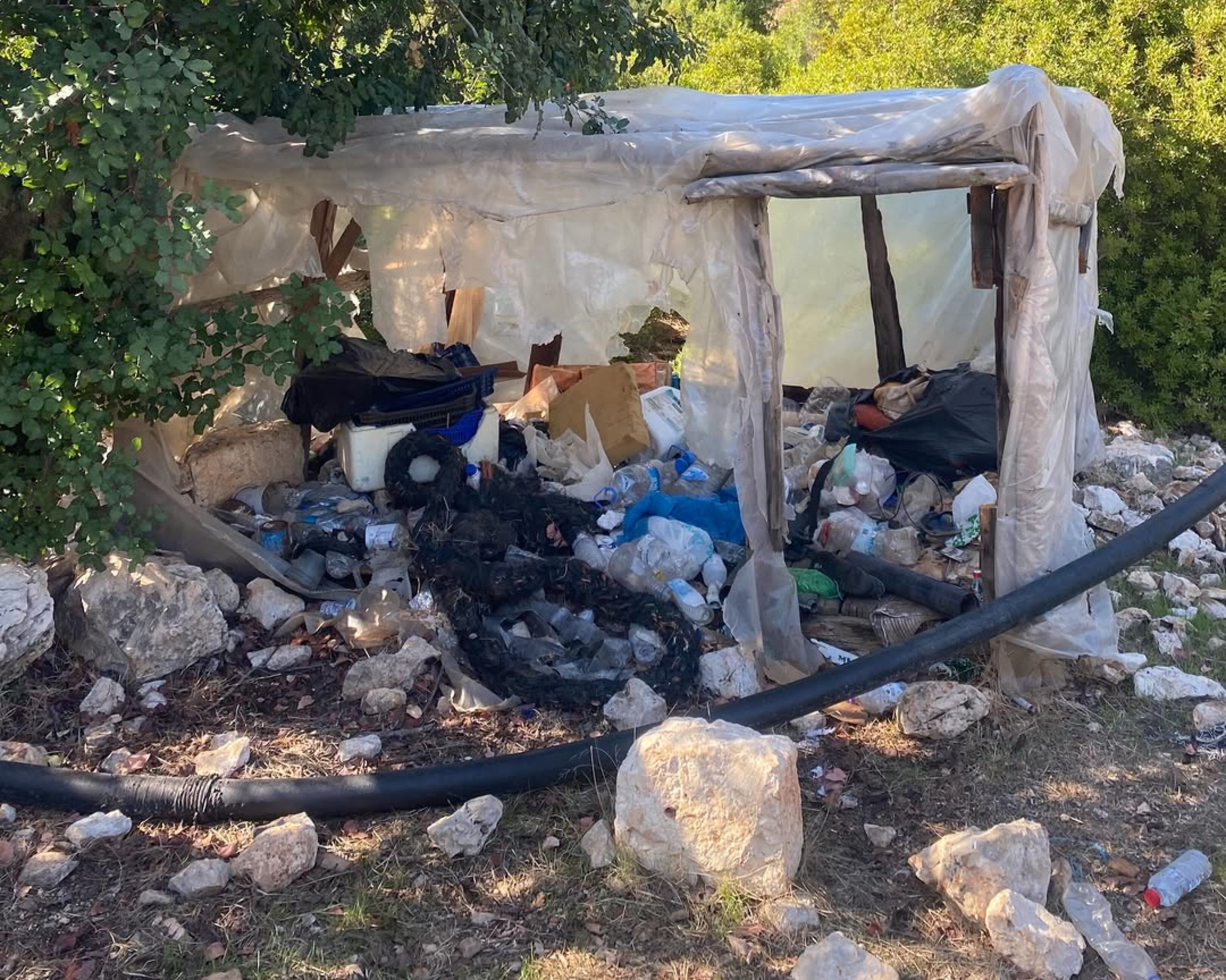Antalya’daki Cennet Koyu Gören Arkeolog Isyan Etti (1)