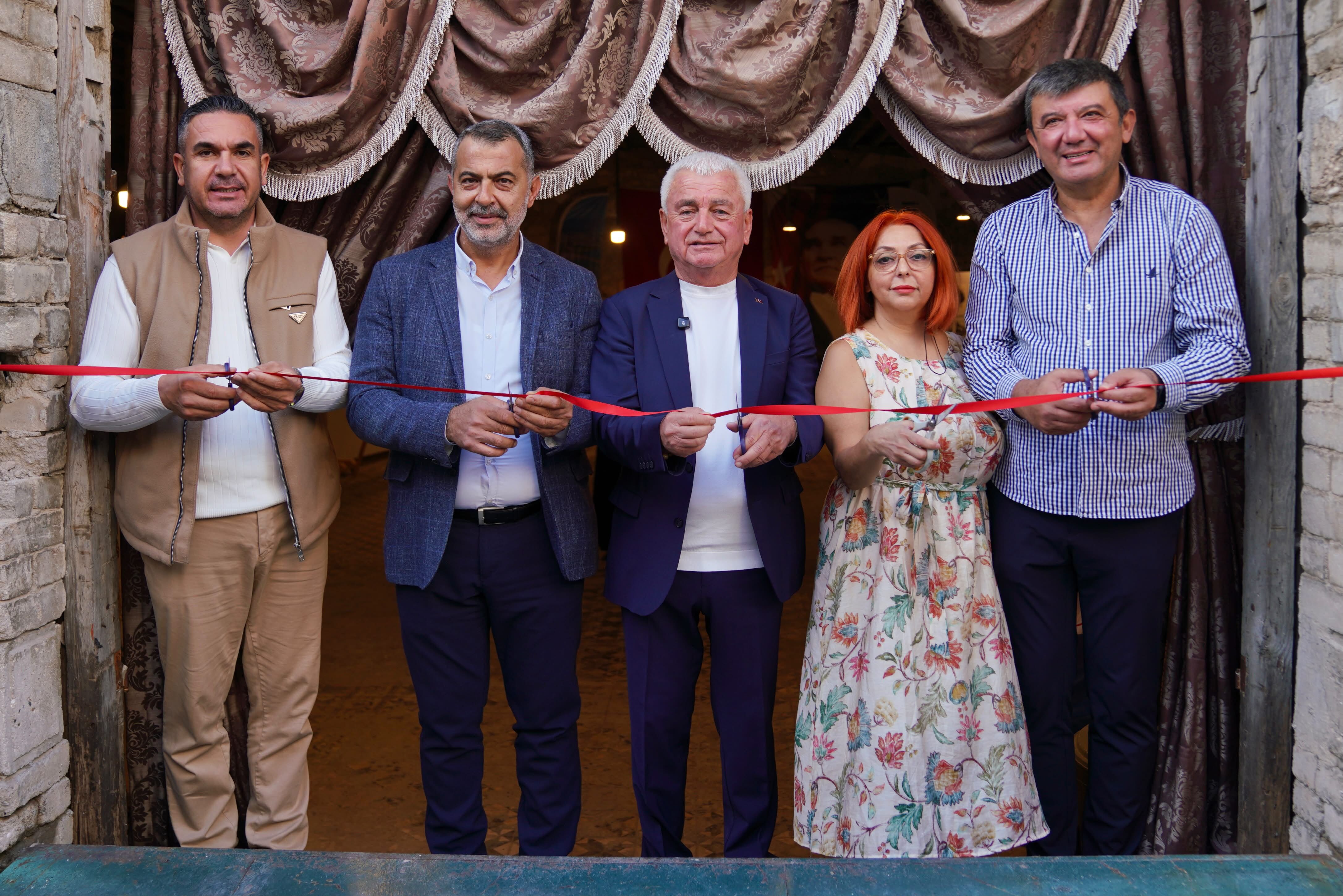 Antalya’daki Festival Gözleri Boyadı (2)
