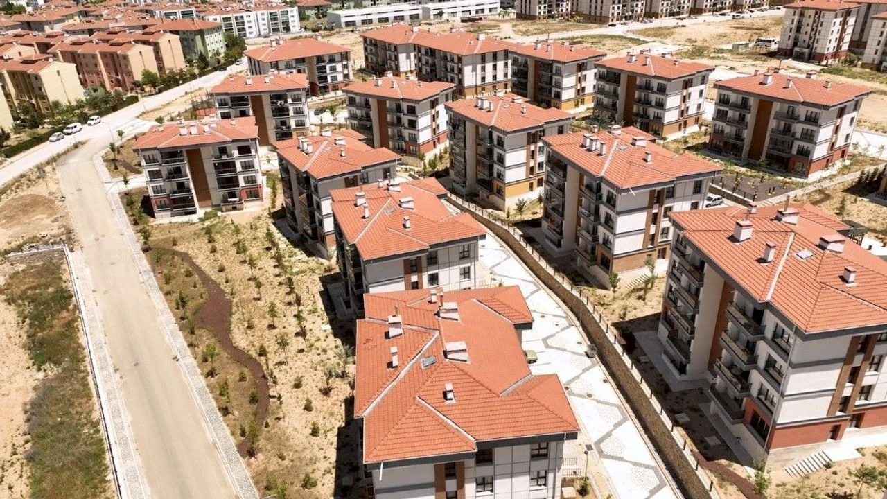 Antalya’daki Toki̇ Konut Projesi Için Dikkat Çeken Uyarı (3)