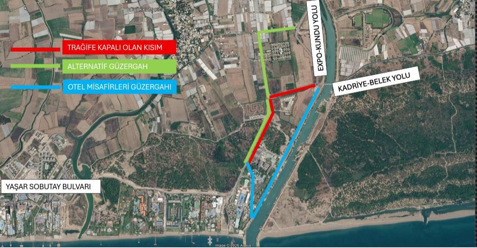 Antalya’nın En Önemli Yolu Trafiğe Kapatıldı (1)