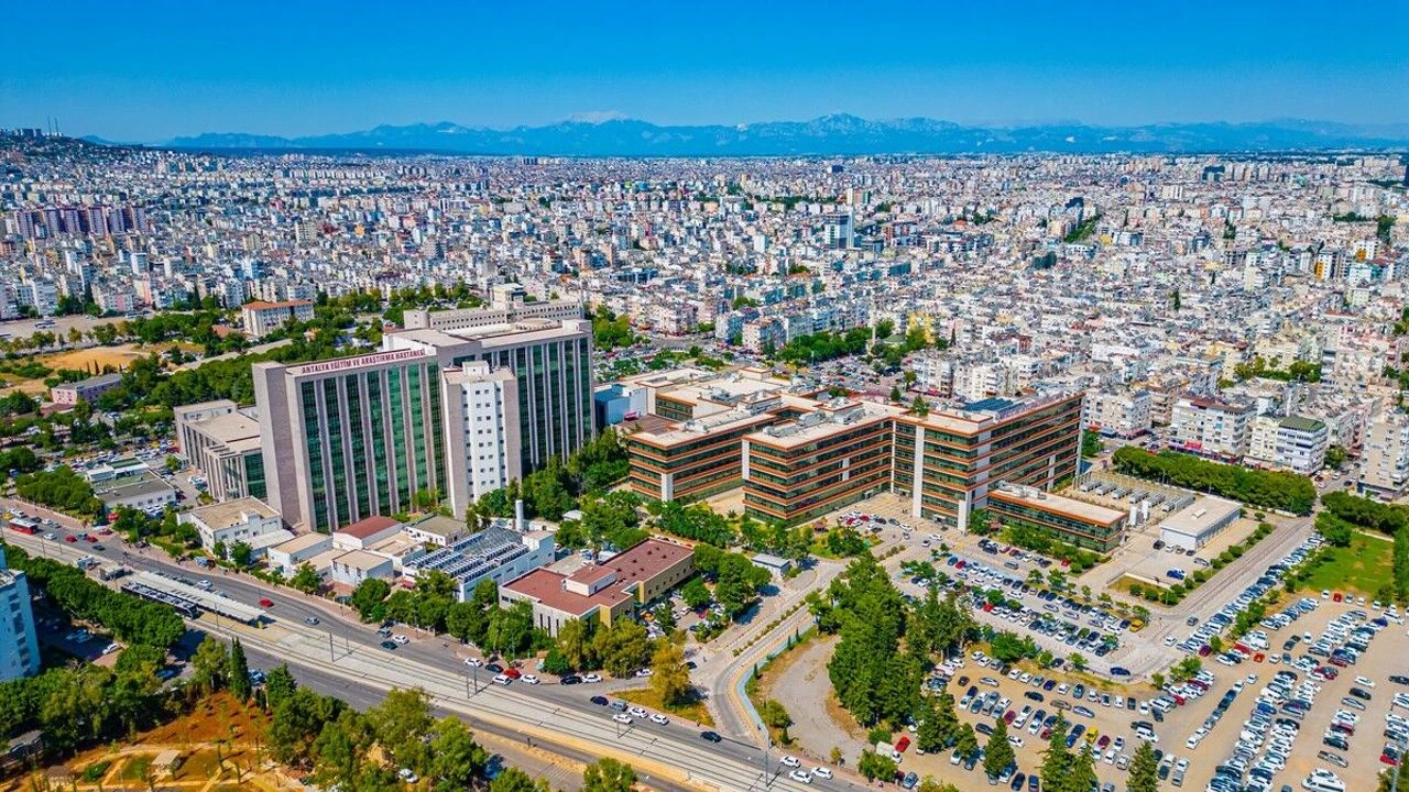 Antalya’nın En Pahalı Sokağı Belli Oldu! Gözler O Sokağa Çevrildi (1)