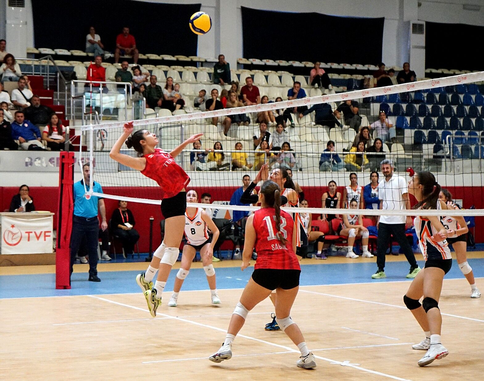 Antalya’nın Sultanları Sezona Hızlı Girdi! İşte Kazanan Ve Kaybedenler (1)-1