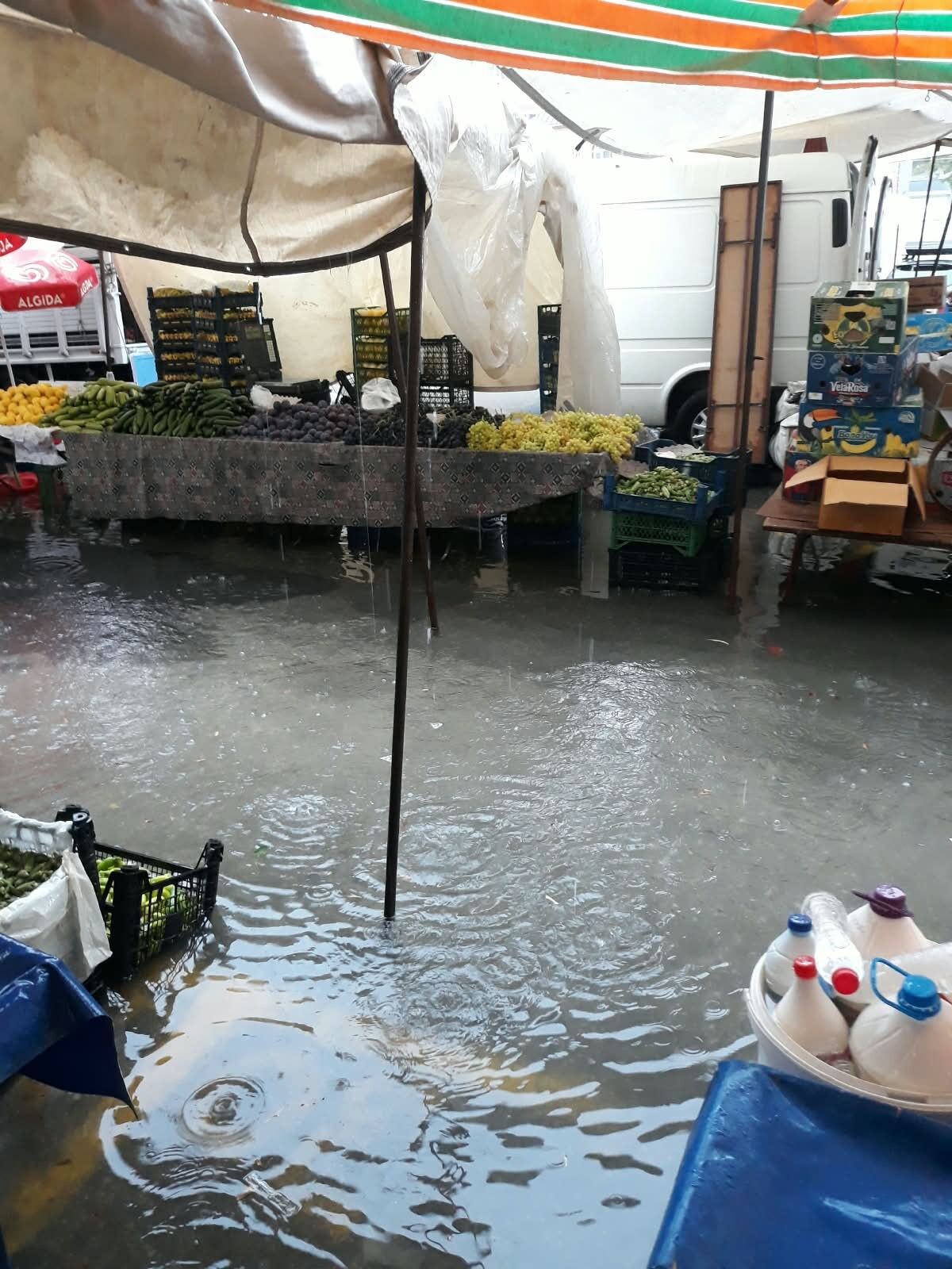 Antalya’nın Turizm Ilçesi Göle Döndü (8)