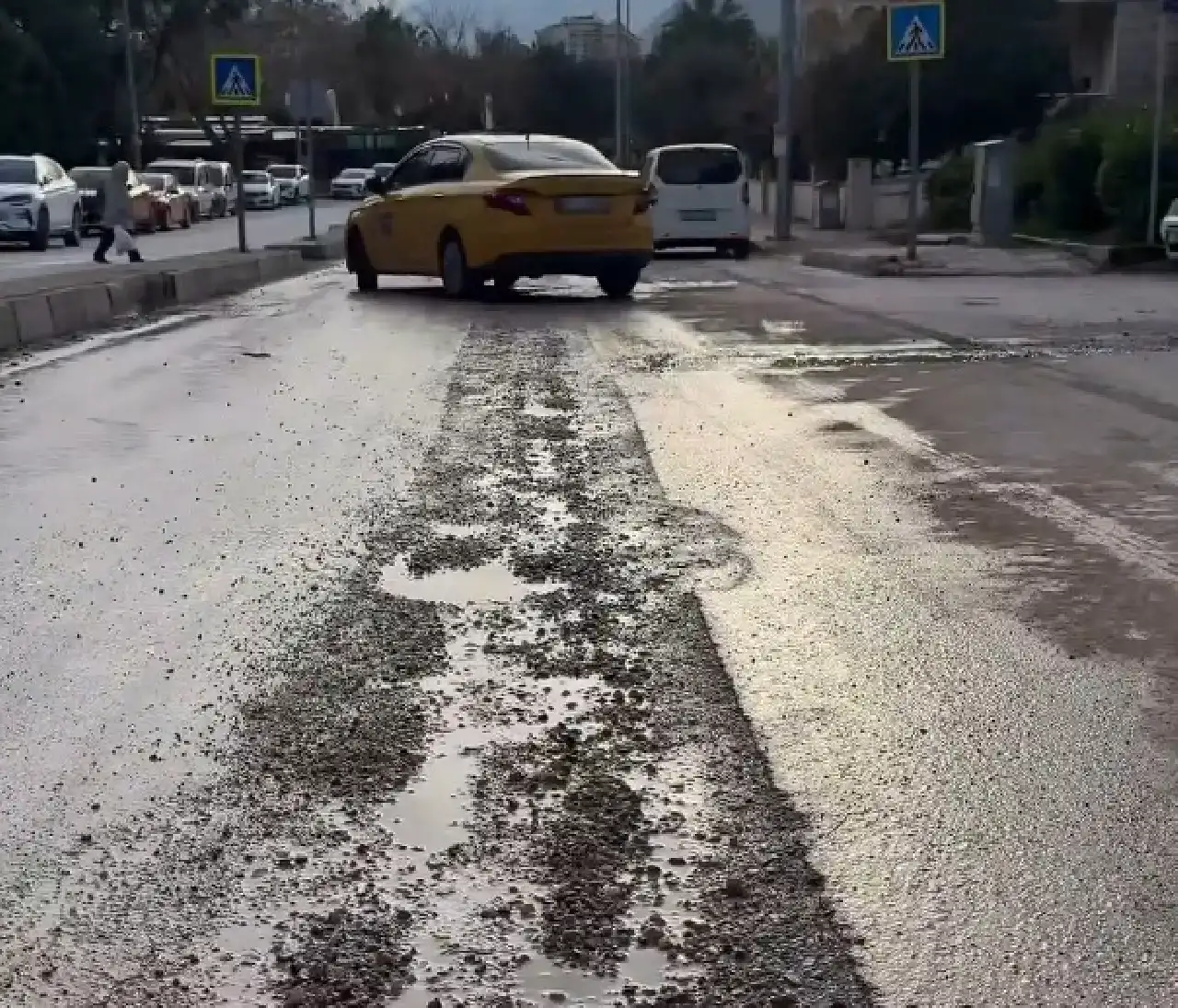 Antalya’nın Yollarında Neler Oluyor Hangi Bölgelerde Çalışma Yapıldığı Belli Oldu (3)