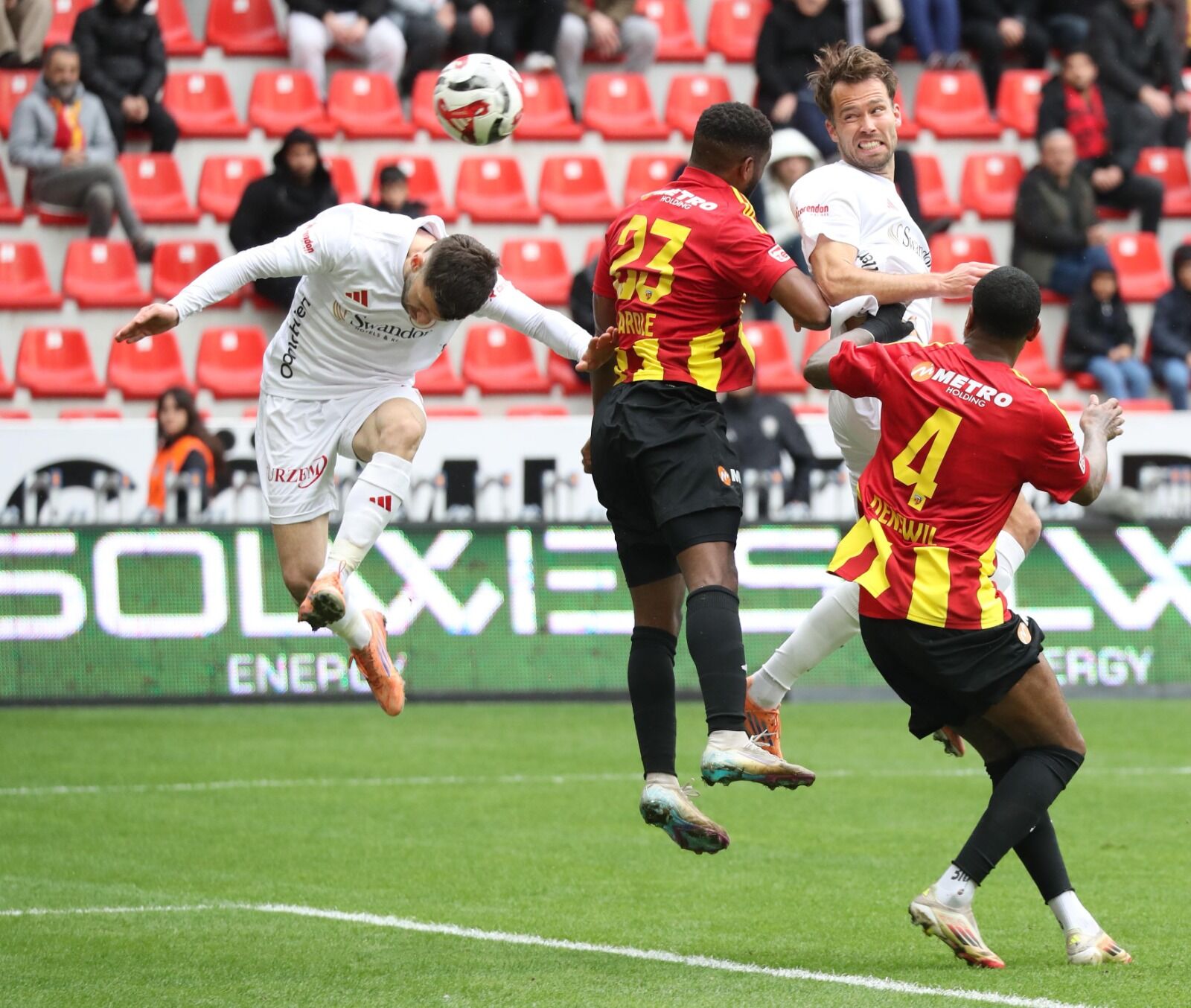 Antalyaspor, Kayserispor Maçı Ne Zaman Nerede Karşılaşacak (4)