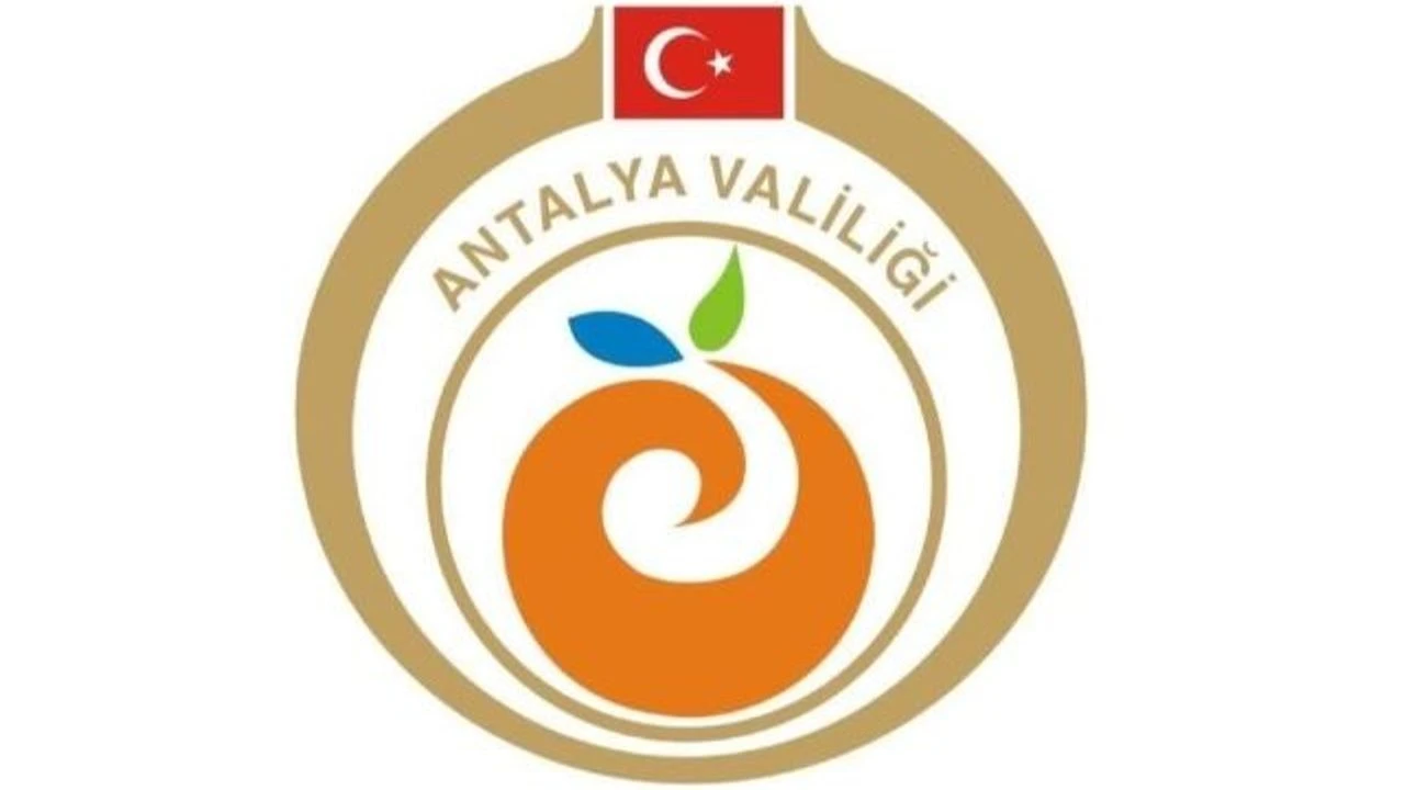 Antalya’ya Yasak Geldi! Tekne Sahipleri Endişeli (1)-1