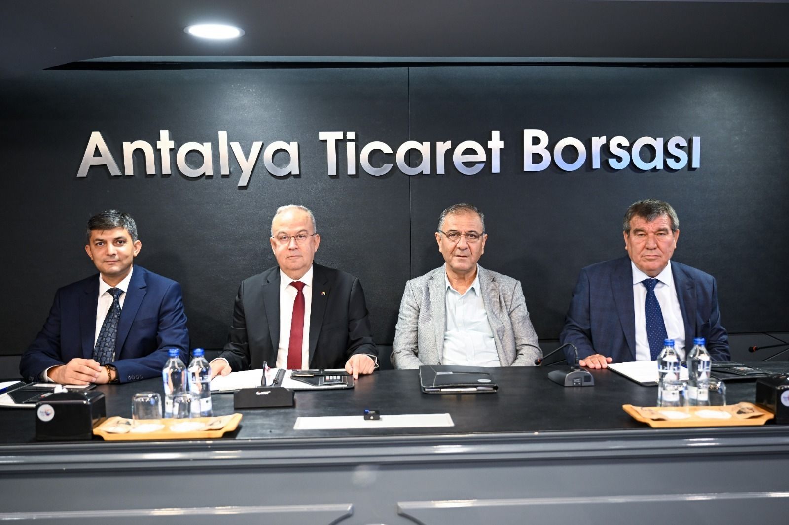 Atb’de Meclis Başkanı Yeniden Erdoğan Ekinci Oldu (2)