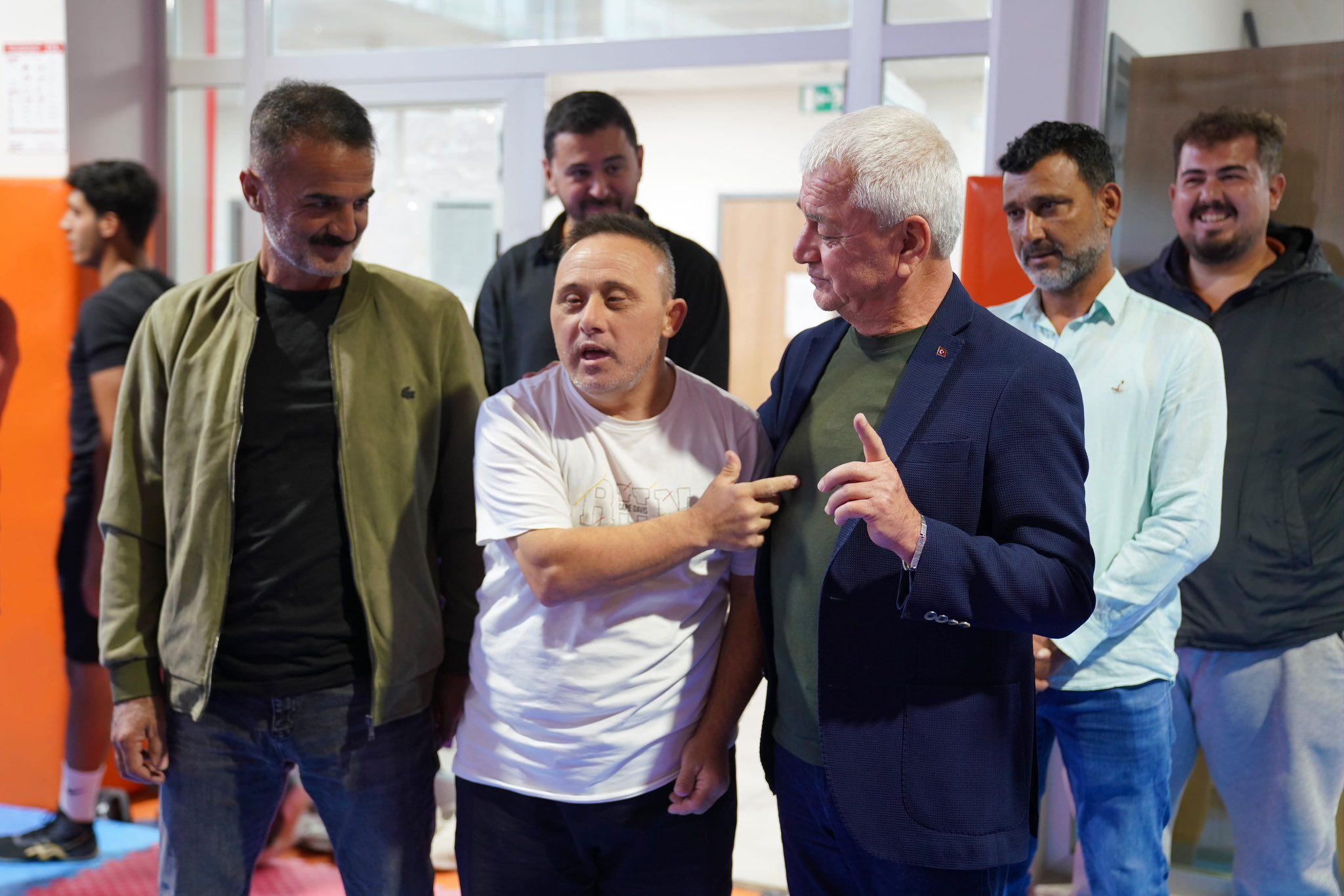 Baskan Geyikciden Gurescilere Ziyaret (2)