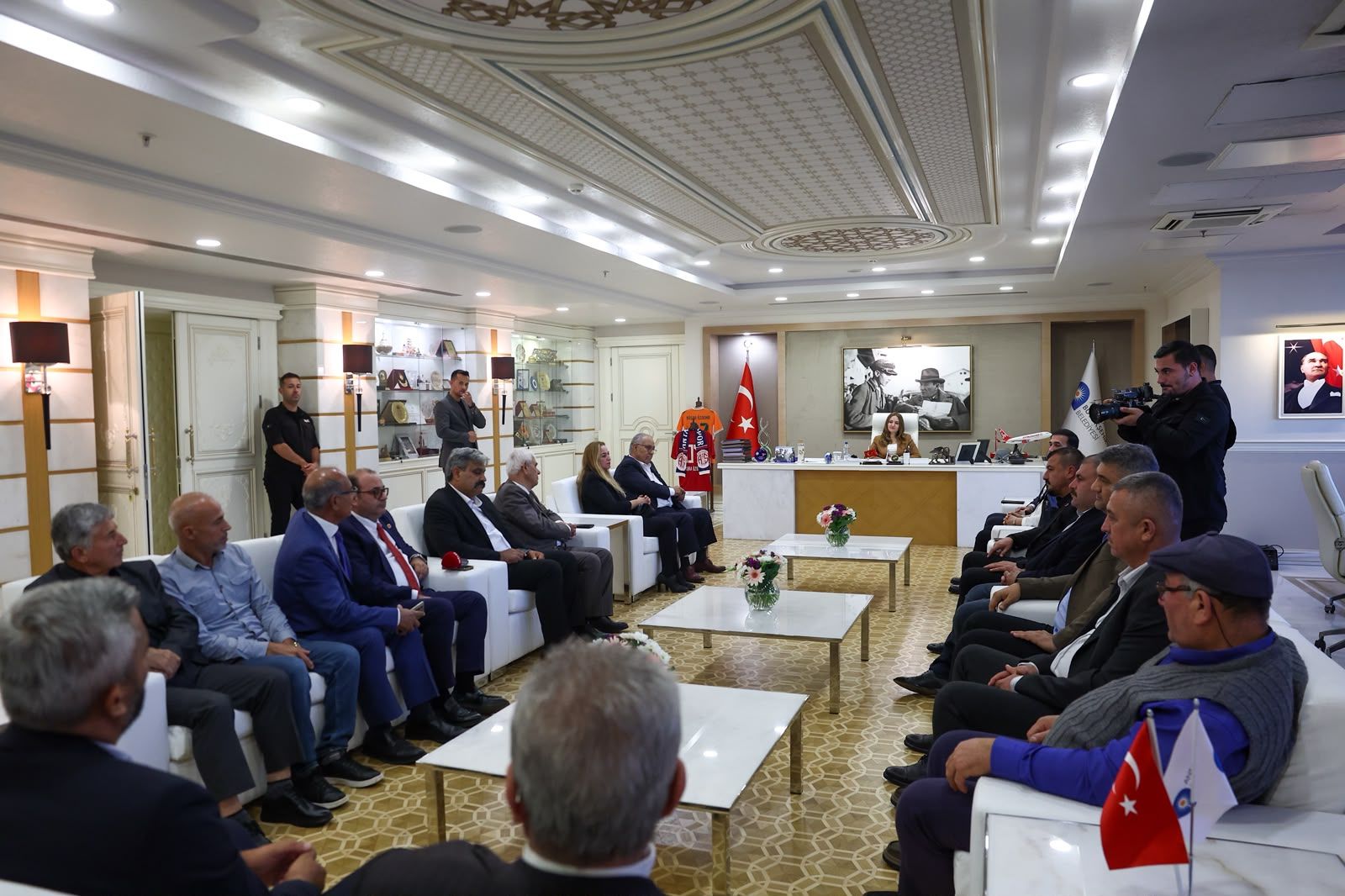 Başkan Vekili Özdemir Muhtarlar Dernek Başkanlarını Kabul Etti (5)