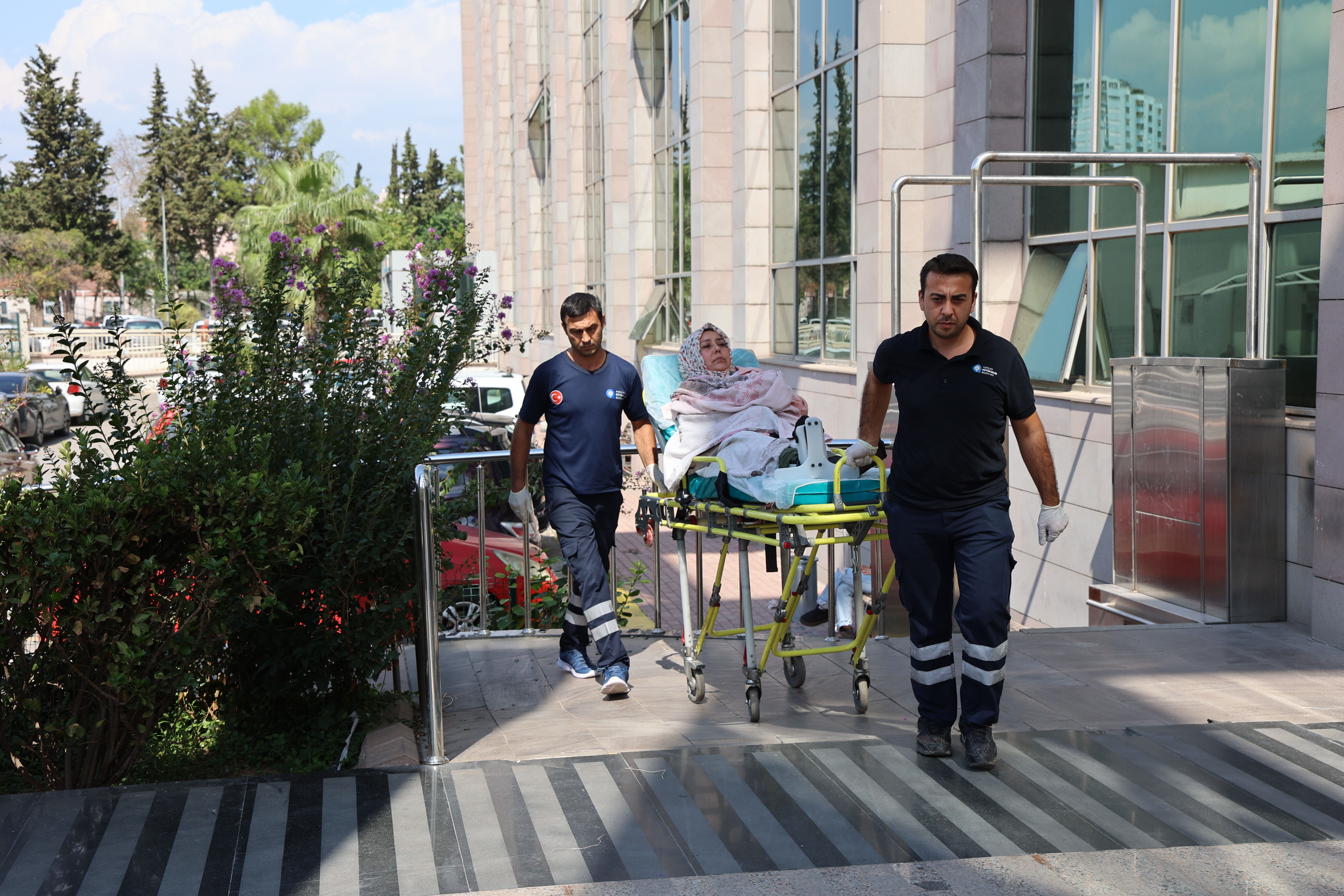 Büyükşehir’in Evde Sağlık Hizmetleriyle Vatandaşların Yüzleri Gülüyor (2)