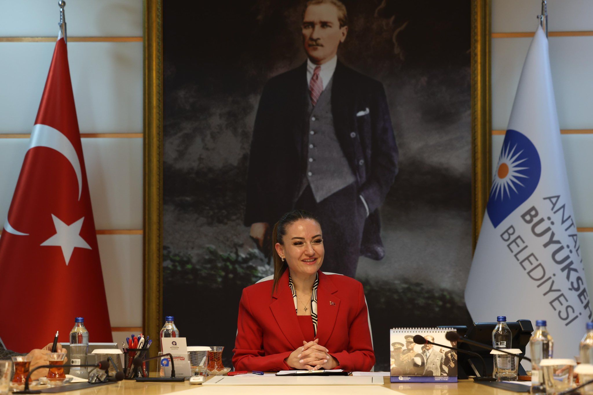 Calkaya Planinin Iptali Sonrasi Busra Ozdemirden Toplanti (3)
