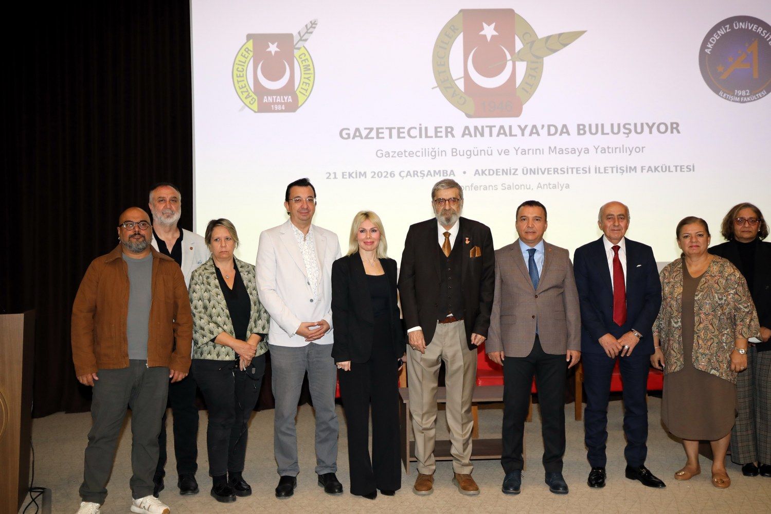 Doktor Rektör Gazetecilere, Gazetecilik Dersi Verdi (10)