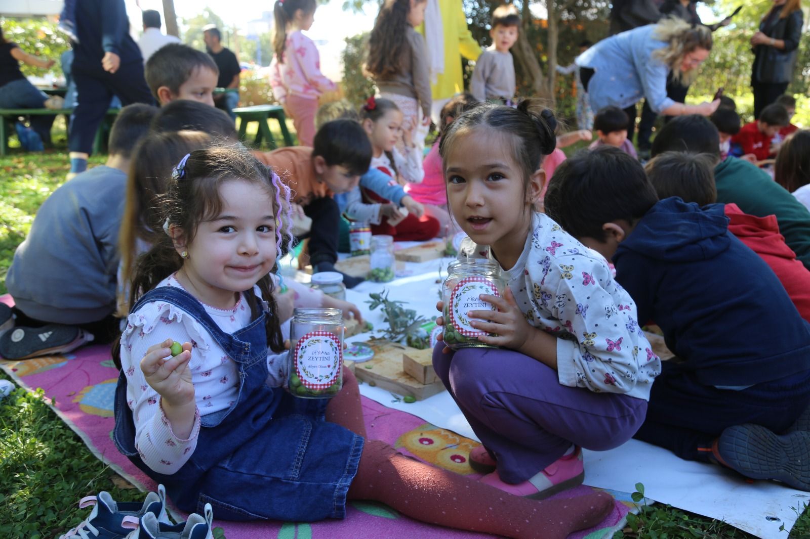 Döşemealtı Belediyesi’nin Çocukları Hasat Yaptı (3)