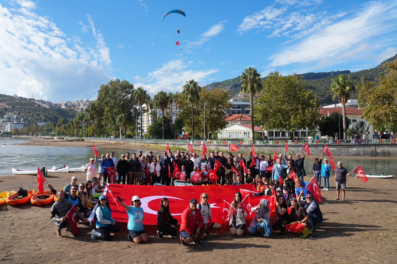 Finike’de 4 Gün Boyunca Cumhuriyet Coşkusu Yaşandı (3)