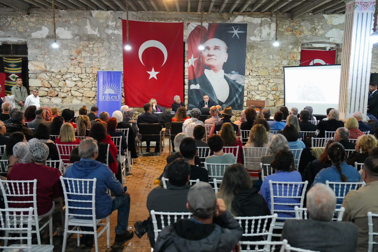 Finike’de 4 Gün Boyunca Cumhuriyet Coşkusu Yaşandı (6)