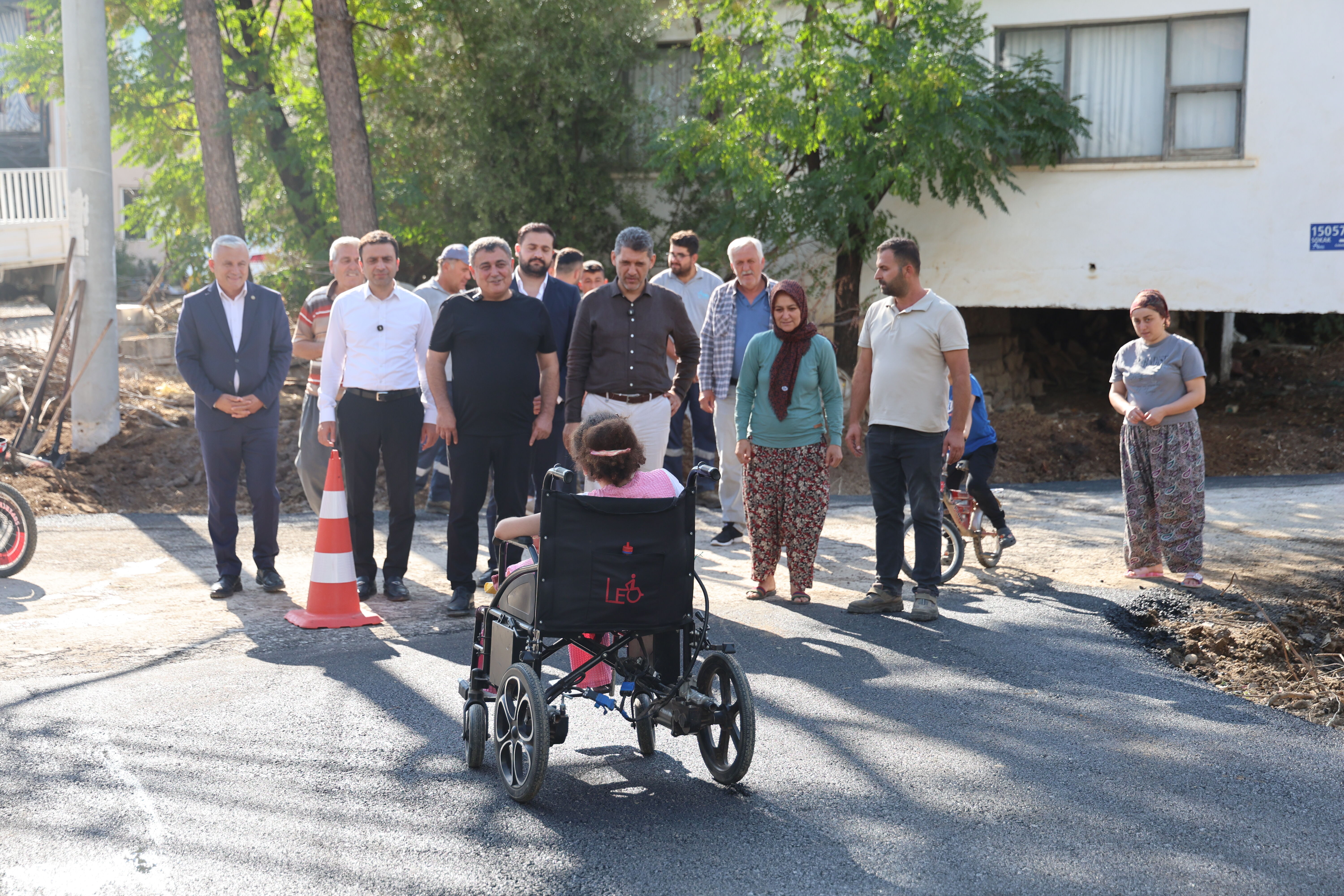 Hatice Istedi Aksu Belediye Başkanı İsa Yıldırım Yaptı (2)