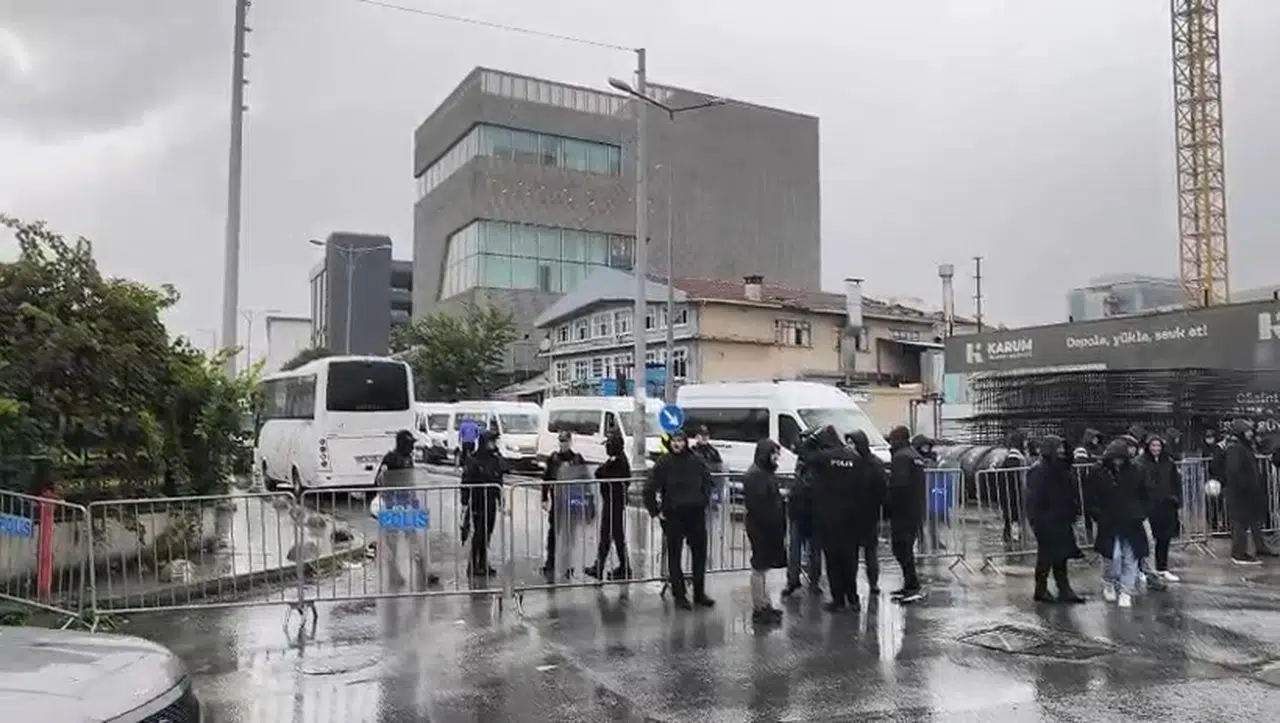 İlhan Karakurt ’Tan Sert Çıkış “Baskı Ve Yasaklarlar Iktidar Sürülmez” (1)-2