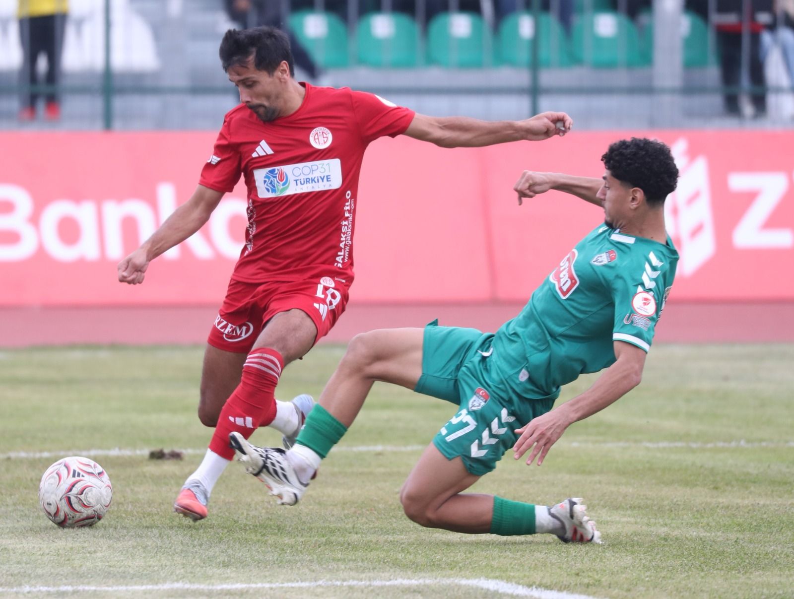 Kars 36 Spor’u 2 Yenen Antalyaspor, Kupada 4. Turda (6)