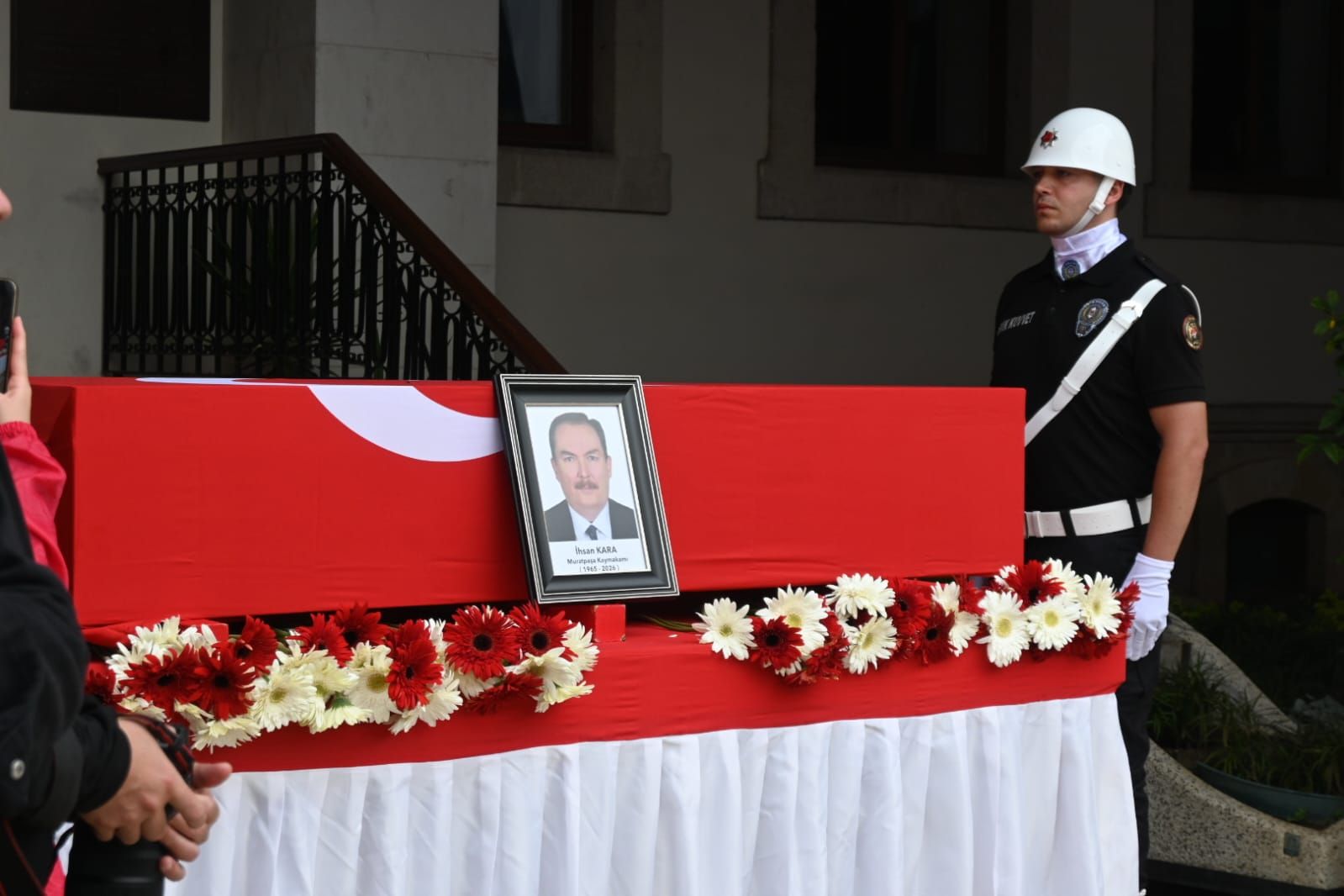 Kaymakam İhsan Kara Son Yolculuğuna Uğurlandı (4)