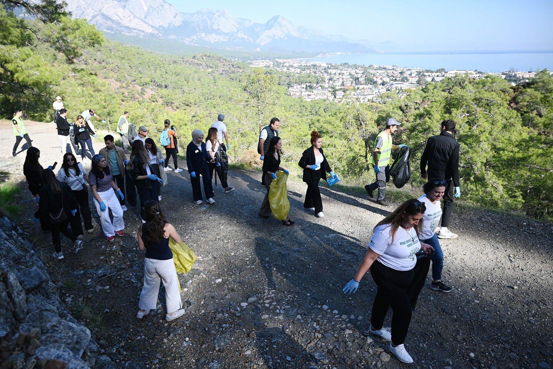 Kemer Belediyesi’nden Temizlik Seferberliği (1)