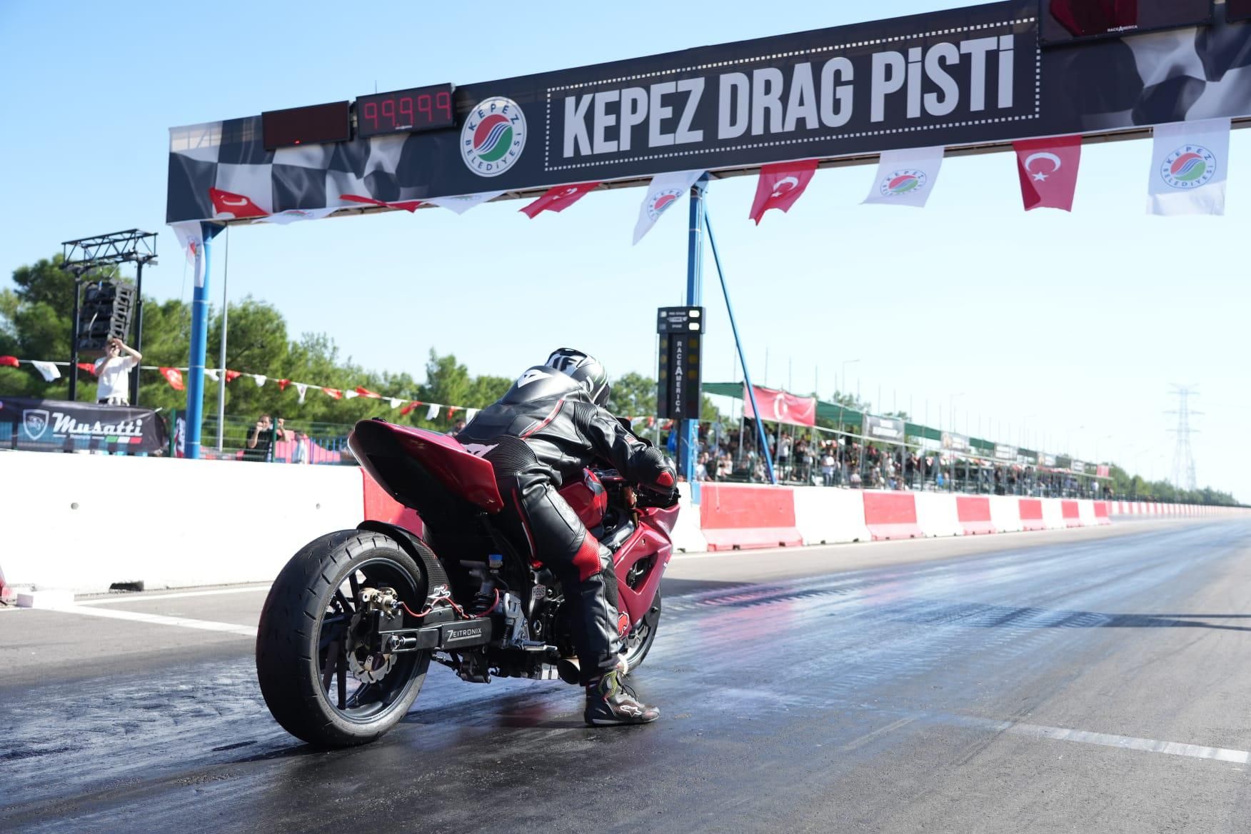Kepez’de Hız Tutkunları Piste Çıktı (3)