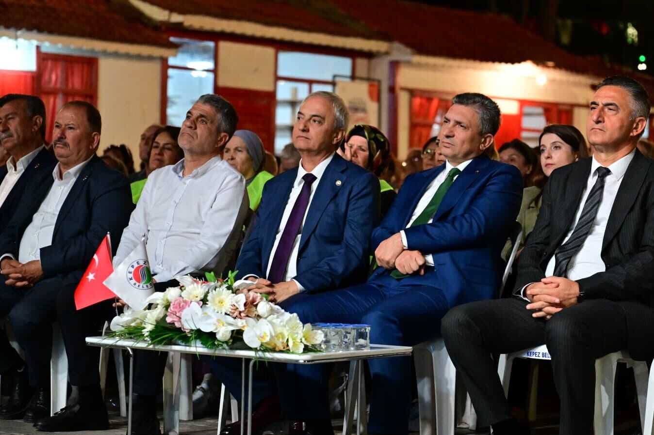 Kepez’de Ikinci Bahar Çiçek Açtı! 11 Ülkeden Bilim Insanı Kepez’de Buluştu (11)