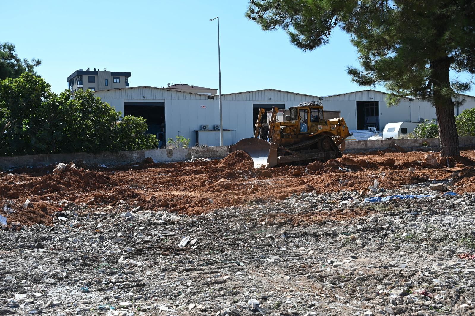 Kepezde Temizlik Seferberligi Aydogmusta 30 Kamyon Atik Kaldirildi 3