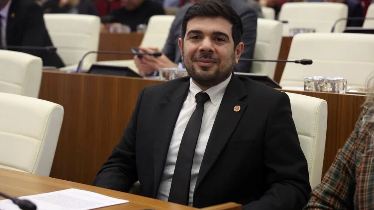 Konyaaltı Meclisi’nde ‘Söz’ Krizi Büyüdü (1)