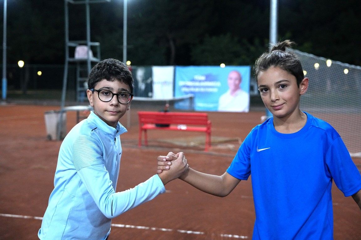 Konyaaltı’nda Cumhuriyet Coşkusu Sporla Yaşanıyor (2)