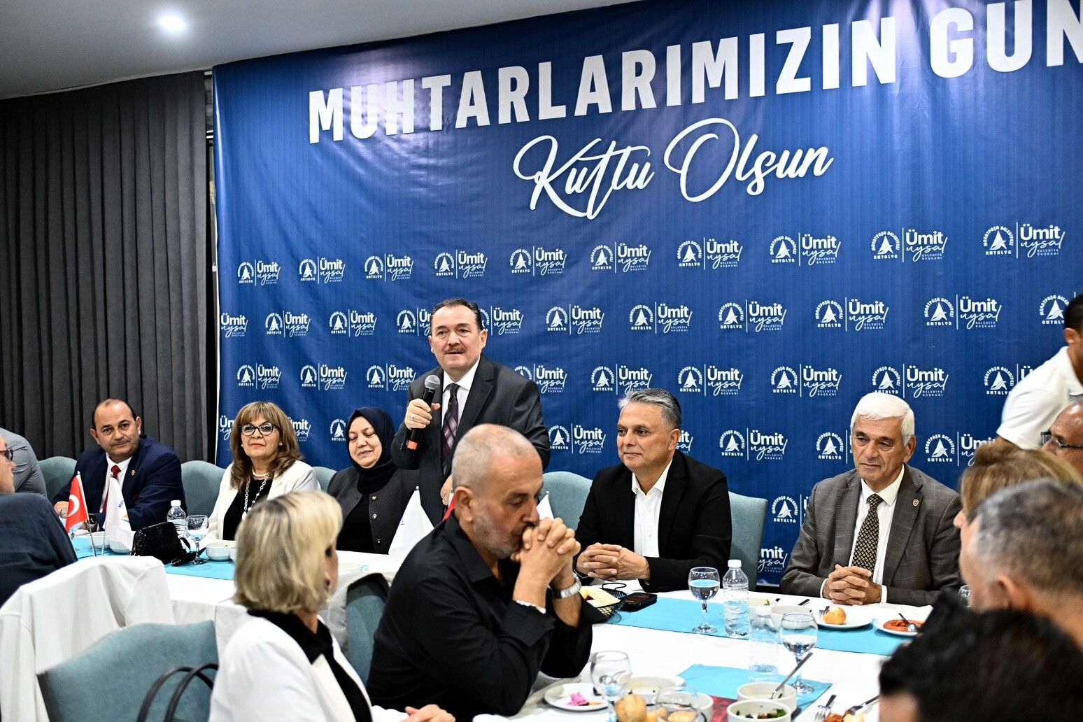 Muratpaşa Belediye Başkanı Ümit Uysal Muhtarlarla Bir Araya Geldi (3)