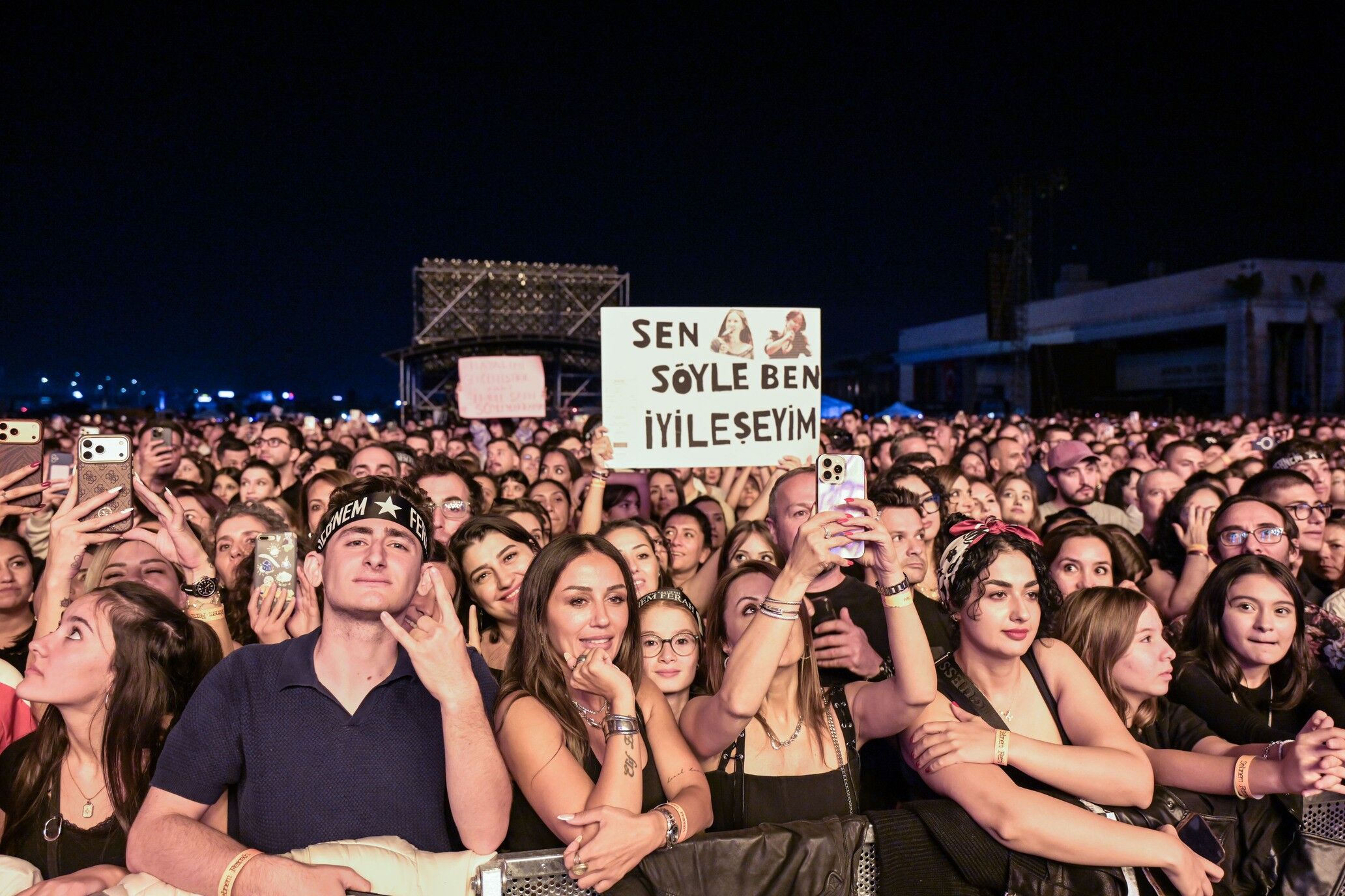 Şebnem Ferah Antalya'da Hayranlarıyla Buluştu (8)