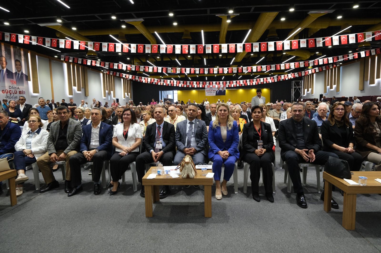 Yeni Parti Antalya Kongresinden İmamoğlu Çıkışı! (7)