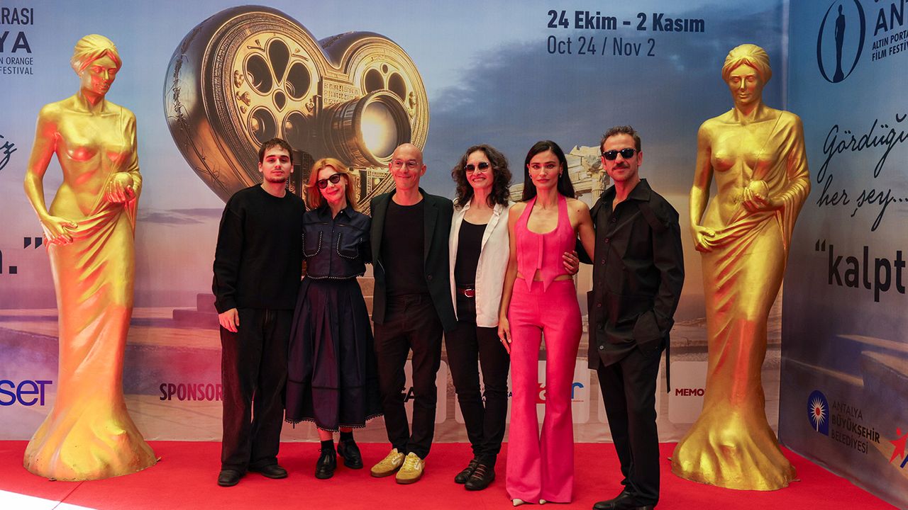 Uluslararası yarışma filmleri seyirciyle buluşuyor